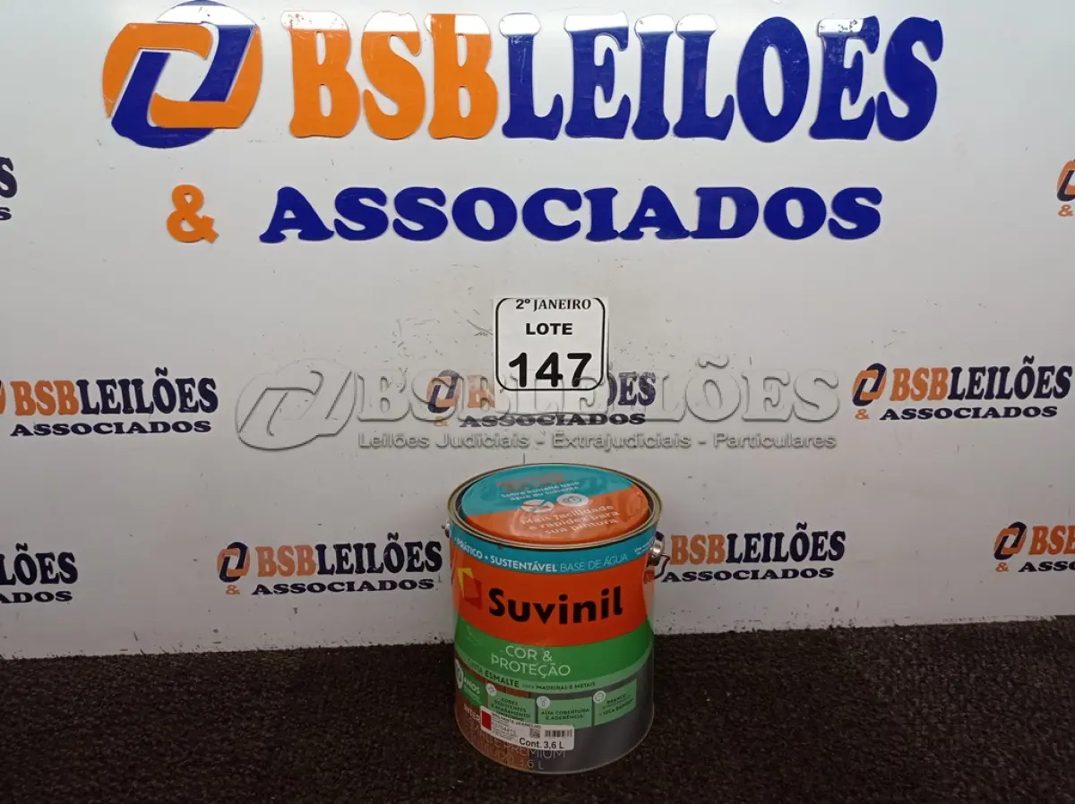 LOTE 147 - 01 LATA DE TINTA SUVINIL ESMALTE PREMIUM INTERIOR/EXTERIOR 3,6L NA COR VERMELHO BRILHANTE. (NO ESTADO) ATENÇÃO! FAZER A VISITAÇÃO ANTES DE ARREMATAR, NÃO SABEMOS SE FUNCIONA. LEILÃO NÃO TEM GARANTIA E NEM DEVOLUÇÃO, SUJEITO A POSSÍVEIS AVARIAS VISÍVEIS/OCULTAS E/OU AUSÊNCIA DE COMPONENTES.