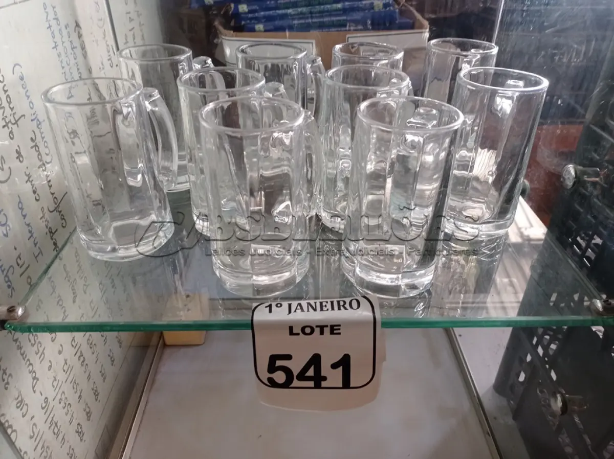 LOTE 541 - 10 CANECAS DE VIDRO. (NO ESTADO) ATENÇÃO! FAZER A VISITAÇÃO ANTES DE ARREMATAR, NÃO SABEMOS SE FUNCIONA. LEILÃO NÃO TEM GARANTIA E NEM DEVOLUÇÃO, SUJEITO A POSSÍVEIS AVARIAS VISÍVEIS/OCULTAS E/OU AUSÊNCIA DE COMPONENTES.
