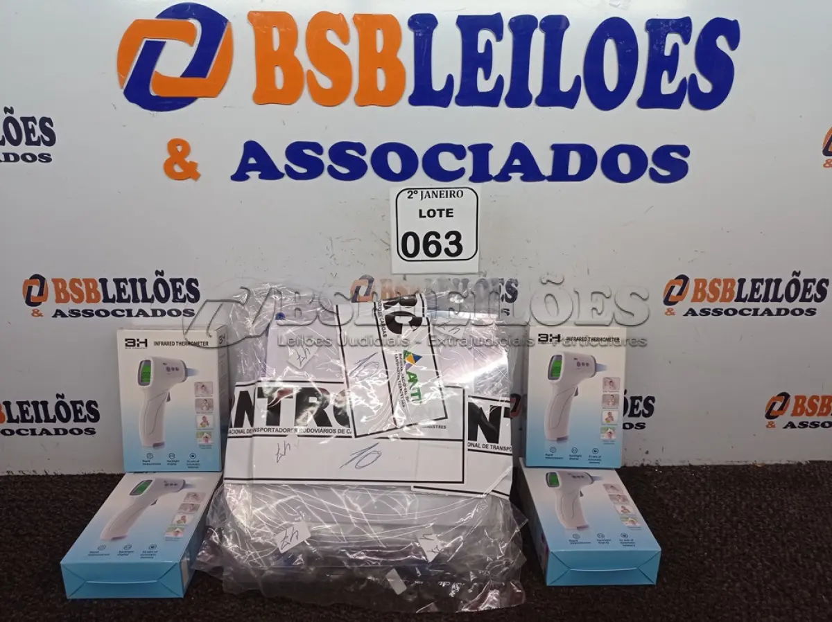 LOTE 063 - 10 MÁSCARAS DE PROTEÇÃO E 4 TERMÔMETROS INFRAVERMELHO. (NO ESTADO) ATENÇÃO! FAZER A VISITAÇÃO ANTES DE ARREMATAR, NÃO SABEMOS SE FUNCIONA. LEILÃO NÃO TEM GARANTIA E NEM DEVOLUÇÃO, SUJEITO A POSSÍVEIS AVARIAS VISÍVEIS/OCULTAS E/OU AUSÊNCIA DE COMPONENTES.