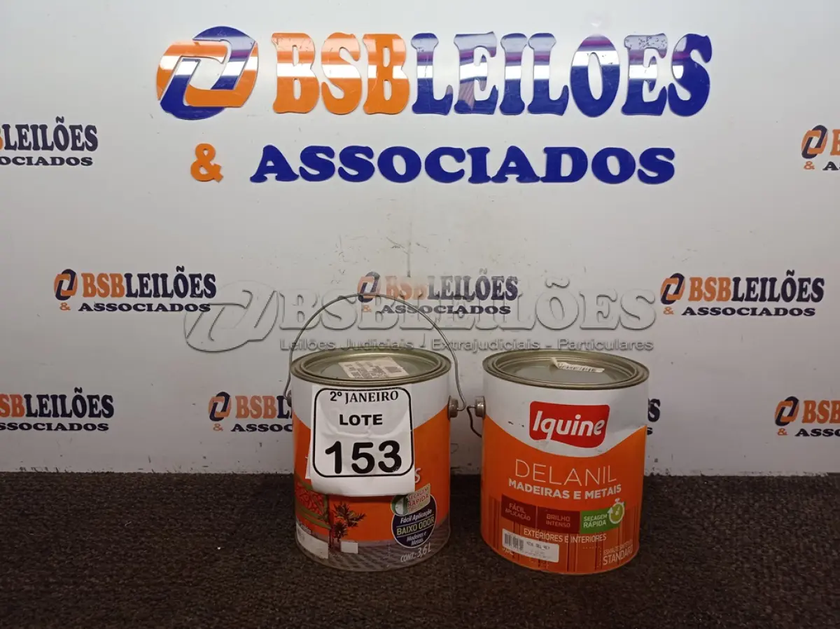 LOTE 153 - 01 LATA DE TINTA P/MADEIRAS E METAIS NA COR AZUL DEL REY E 01 LATA DE ESMALTE SINTÉTICO COM 3,6L CADA MARCA IQUINE(NOVO). (NO ESTADO) ATENÇÃO! FAZER A VISITAÇÃO ANTES DE ARREMATAR, NÃO SABEMOS SE FUNCIONA. LEILÃO NÃO TEM GARANTIA E NEM DEVOLUÇÃO, SUJEITO A POSSÍVEIS AVARIAS VISÍVEIS/OCULTAS E/OU AUSÊNCIA DE COMPONENTES.