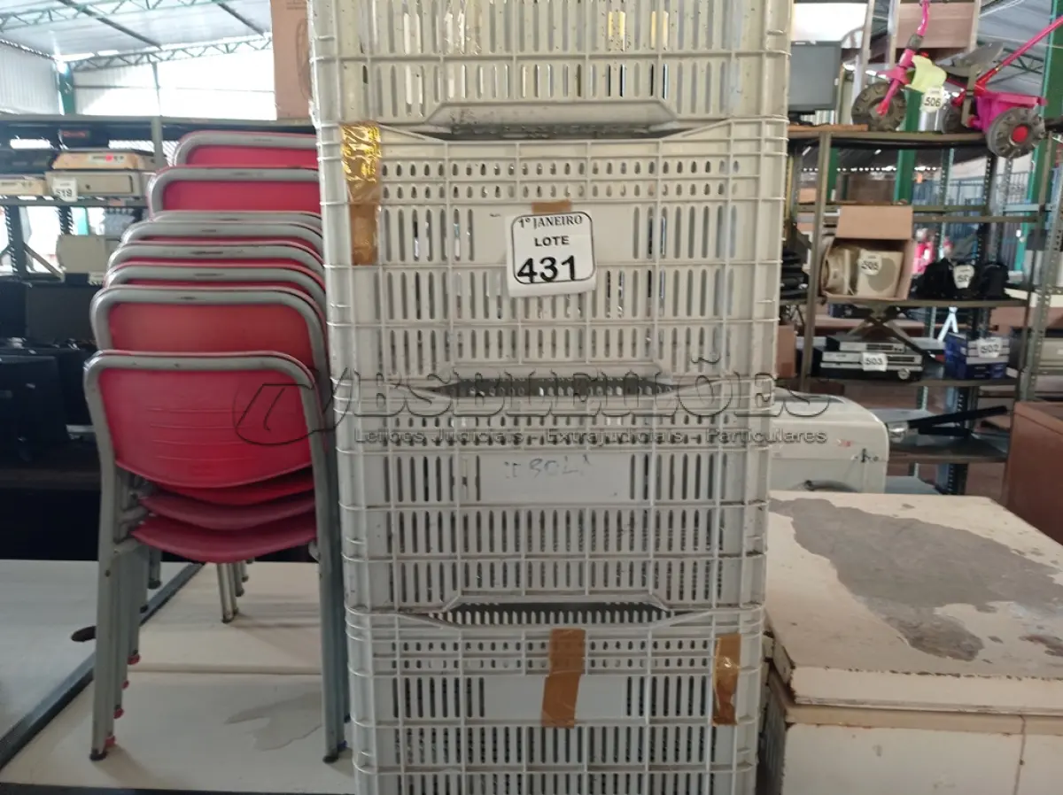 LOTE 431 - 04 CAIXAS DE PLÁSTICO ORGANIZADORAS. (NO ESTADO) ATENÇÃO! FAZER A VISITAÇÃO ANTES DE ARREMATAR, NÃO SABEMOS SE FUNCIONA. LEILÃO NÃO TEM GARANTIA E NEM DEVOLUÇÃO, SUJEITO A POSSÍVEIS AVARIAS VISÍVEIS/OCULTAS E/OU AUSÊNCIA DE COMPONENTES.