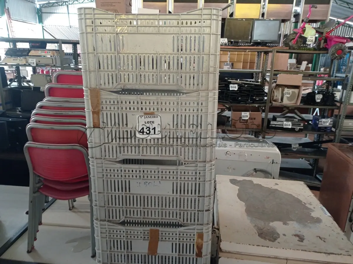 LOTE 431 - 04 CAIXAS DE PLÁSTICO ORGANIZADORAS. (NO ESTADO) ATENÇÃO! FAZER A VISITAÇÃO ANTES DE ARREMATAR, NÃO SABEMOS SE FUNCIONA. LEILÃO NÃO TEM GARANTIA E NEM DEVOLUÇÃO, SUJEITO A POSSÍVEIS AVARIAS VISÍVEIS/OCULTAS E/OU AUSÊNCIA DE COMPONENTES.