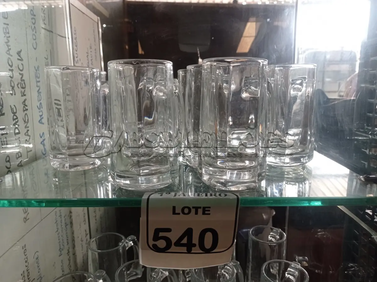 LOTE 540 - 10 CANECAS DE VIDRO. (NO ESTADO) ATENÇÃO! FAZER A VISITAÇÃO ANTES DE ARREMATAR, NÃO SABEMOS SE FUNCIONA. LEILÃO NÃO TEM GARANTIA E NEM DEVOLUÇÃO, SUJEITO A POSSÍVEIS AVARIAS VISÍVEIS/OCULTAS E/OU AUSÊNCIA DE COMPONENTES.