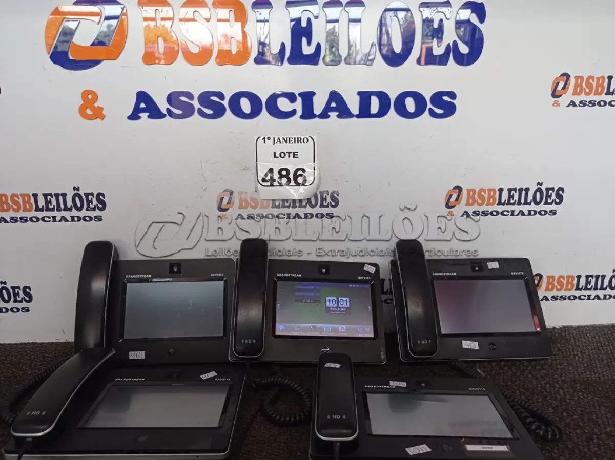 LOTE 486 - 05 APARELHOS TELEFÔNICOS TELA TOUCH MARCA GRANDSTREAM INCOMPLETO. (NO ESTADO) ATENÇÃO! FAZER A VISITAÇÃO ANTES DE ARREMATAR, NÃO SABEMOS SE FUNCIONA. LEILÃO NÃO TEM GARANTIA E NEM DEVOLUÇÃO, SUJEITO A POSSÍVEIS AVARIAS VISÍVEIS/OCULTAS E/OU AUSÊNCIA DE COMPONENTES.
