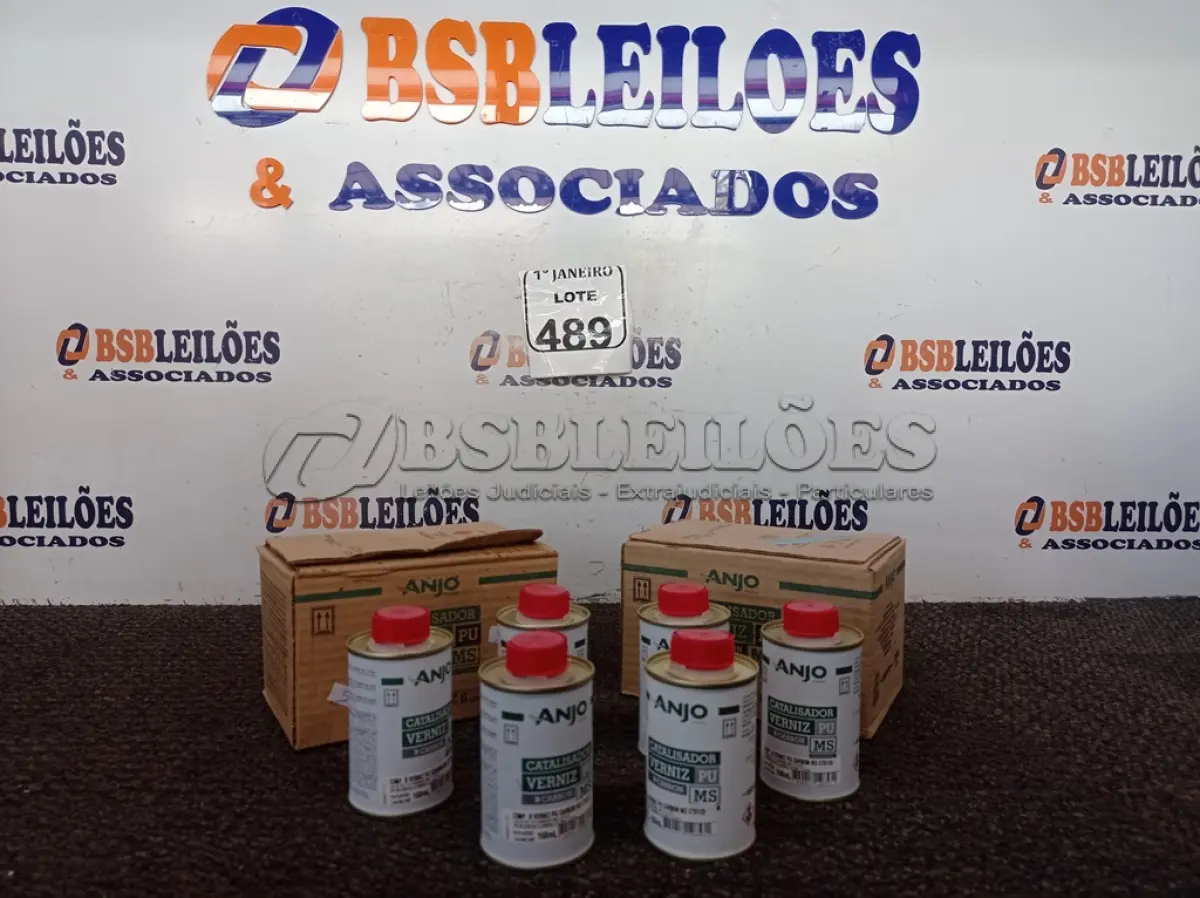LOTE 489 - 02 CAIXAS COM 06 UNIDADES CADA DE CATALIZADOR VERNIZ PU. (NOVO) (NO ESTADO) ATENÇÃO! FAZER A VISITAÇÃO ANTES DE ARREMATAR, NÃO SABEMOS SE FUNCIONA. LEILÃO NÃO TEM GARANTIA E NEM DEVOLUÇÃO, SUJEITO A POSSÍVEIS AVARIAS VISÍVEIS/OCULTAS E/OU AUSÊNCIA DE COMPONENTES.
