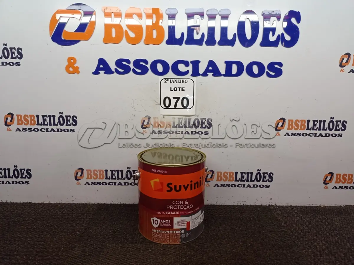 LOTE 070 - 01 LATA DE TINTA SUVINIL ESMALTE PREMIUM INTERIOR/EXTERIOR 3,6L NA COR VERMELHA. (NO ESTADO) ATENÇÃO! FAZER A VISITAÇÃO ANTES DE ARREMATAR, NÃO SABEMOS SE FUNCIONA. LEILÃO NÃO TEM GARANTIA E NEM DEVOLUÇÃO, SUJEITO A POSSÍVEIS AVARIAS VISÍVEIS/OCULTAS E/OU AUSÊNCIA DE COMPONENTES.