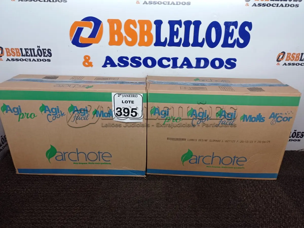 LOTE 395 - 02 CAIXAS COM 03 UNIDADES CADA DE 5 LITROS DE DESINFETANTE CLORADO (NO ESTADO) ATENÇÃO! FAZER A VISITAÇÃO ANTES DE ARREMATAR, NÃO SABEMOS SE FUNCIONA. LEILÃO NÃO TEM GARANTIA E NEM DEVOLUÇÃO, SUJEITO A POSSÍVEIS AVARIAS VISÍVEIS/OCULTAS E/OU AUSÊNCIA DE COMPONENTES.
