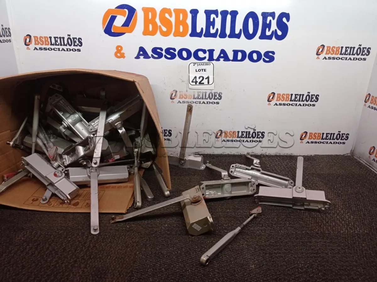 LOTE 421 - 01 LOTE C/DIVERSOS AMORTECEDORES P/PORTA. (NO ESTADO) ATENÇÃO! FAZER A VISITAÇÃO ANTES DE ARREMATAR, NÃO SABEMOS SE FUNCIONA. LEILÃO NÃO TEM GARANTIA E NEM DEVOLUÇÃO, SUJEITO A POSSÍVEIS AVARIAS VISÍVEIS/OCULTAS E/OU AUSÊNCIA DE COMPONENTES.