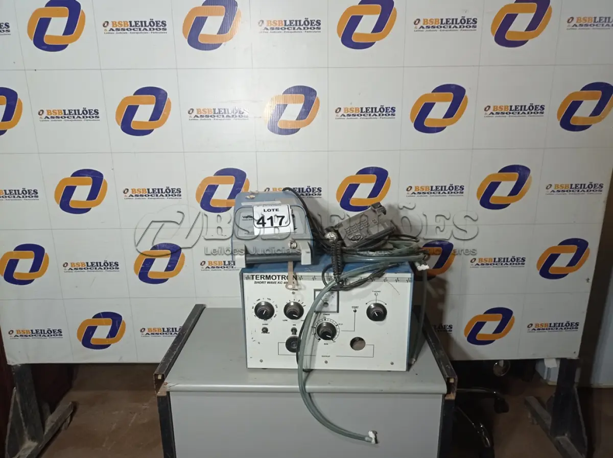 LOTE 417 - 01 APARELHO DE FISIOTERAPIA KE4003A, 01 COMPRESSOR VASCULAR E 01 APARELHO DE TELEFONE MARCAS E MODELOS DIVERSOS (NO ESTADO) ATENÇÃO! FAZER A VISITAÇÃO ANTES DE ARREMATAR, NÃO SABEMOS SE FUNCIONA. LEILÃO NÃO TEM GARANTIA E NEM DEVOLUÇÃO, SUJEITO A POSSÍVEIS AVARIAS VISÍVEIS/OCULTAS E/OU AUSÊNCIA DE COMPONENTES.
