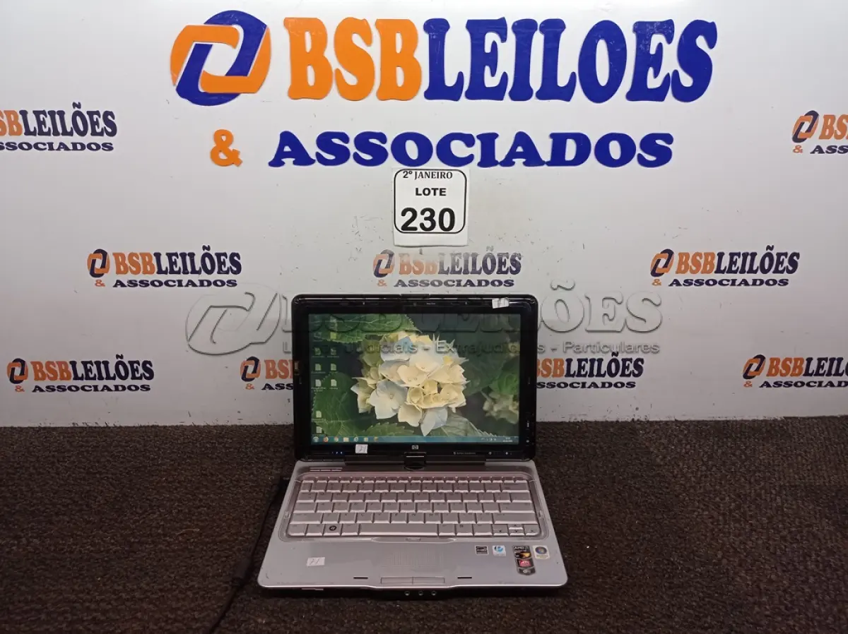 LOTE 230 - 01 NOTEBOOK HP S/CARREGADOR. (NO ESTADO) ATENÇÃO! FAZER A VISITAÇÃO ANTES DE ARREMATAR, NÃO SABEMOS SE FUNCIONA. LEILÃO NÃO TEM GARANTIA E NEM DEVOLUÇÃO, SUJEITO A POSSÍVEIS AVARIAS VISÍVEIS/OCULTAS E/OU AUSÊNCIA DE COMPONENTES.