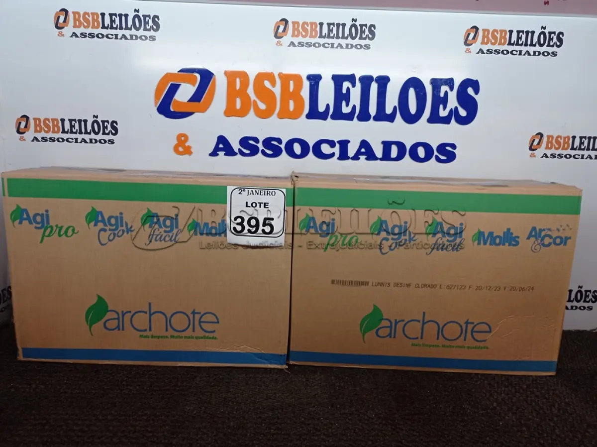 LOTE 395 - 02 CAIXAS COM 03 UNIDADES CADA DE 5 LITROS DE DESINFETANTE CLORADO (NO ESTADO) ATENÇÃO! FAZER A VISITAÇÃO ANTES DE ARREMATAR, NÃO SABEMOS SE FUNCIONA. LEILÃO NÃO TEM GARANTIA E NEM DEVOLUÇÃO, SUJEITO A POSSÍVEIS AVARIAS VISÍVEIS/OCULTAS E/OU AUSÊNCIA DE COMPONENTES.
