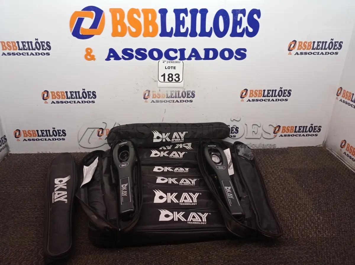 LOTE 183 - 10 DETECTORES DE METAIS KAY. (NO ESTADO) ATENÇÃO! FAZER A VISITAÇÃO ANTES DE ARREMATAR, NÃO SABEMOS SE FUNCIONA. LEILÃO NÃO TEM GARANTIA E NEM DEVOLUÇÃO, SUJEITO A POSSÍVEIS AVARIAS VISÍVEIS/OCULTAS E/OU AUSÊNCIA DE COMPONENTES.