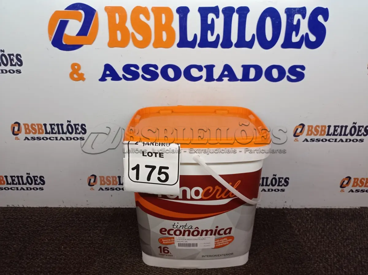 LOTE 175 - 01 BALDE DE TINTA RENOCRIL COR BRANCO NEVE 16L. (NO ESTADO) ATENÇÃO! FAZER A VISITAÇÃO ANTES DE ARREMATAR, NÃO SABEMOS SE FUNCIONA. LEILÃO NÃO TEM GARANTIA E NEM DEVOLUÇÃO, SUJEITO A POSSÍVEIS AVARIAS VISÍVEIS/OCULTAS E/OU AUSÊNCIA DE COMPONENTES.