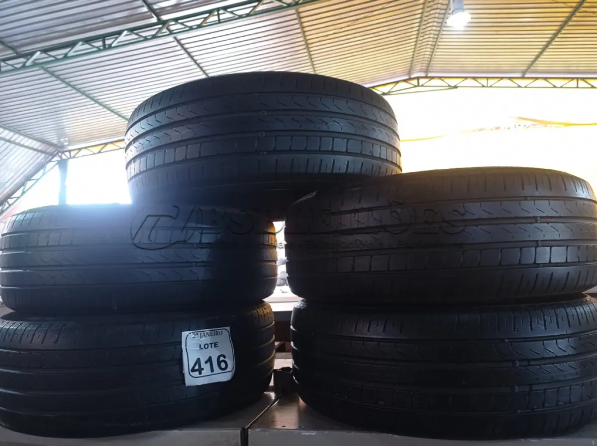 LOTE 416 - 05 PNEUS 215-50 ARO 17”. (NO ESTADO) ATENÇÃO! FAZER A VISITAÇÃO ANTES DE ARREMATAR, NÃO SABEMOS SE FUNCIONA. LEILÃO NÃO TEM GARANTIA E NEM DEVOLUÇÃO, SUJEITO A POSSÍVEIS AVARIAS VISÍVEIS/OCULTAS E/OU AUSÊNCIA DE COMPONENTES.