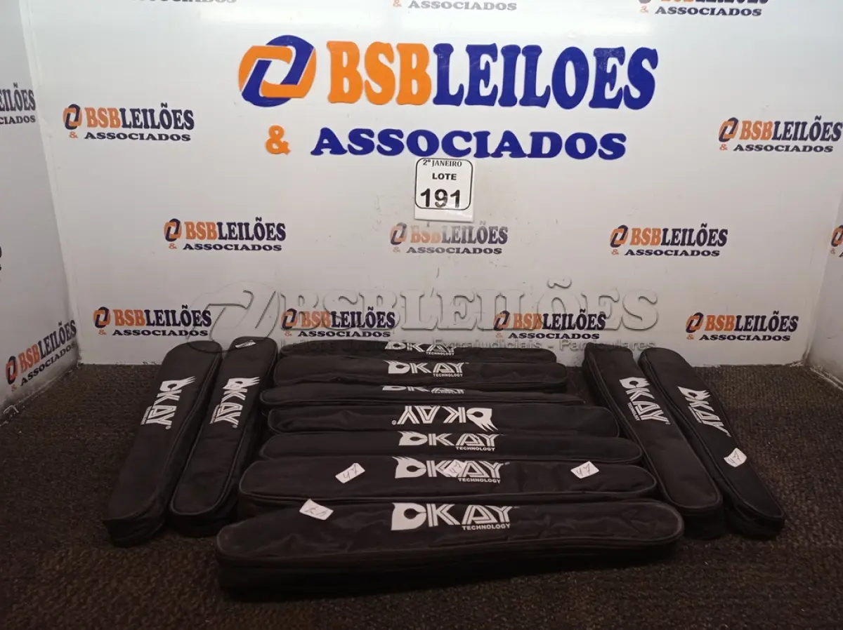 LOTE 191 - 10 DETECTORES DE METAIS KAY. (NO ESTADO) ATENÇÃO! FAZER A VISITAÇÃO ANTES DE ARREMATAR, NÃO SABEMOS SE FUNCIONA. LEILÃO NÃO TEM GARANTIA E NEM DEVOLUÇÃO, SUJEITO A POSSÍVEIS AVARIAS VISÍVEIS/OCULTAS E/OU AUSÊNCIA DE COMPONENTES.