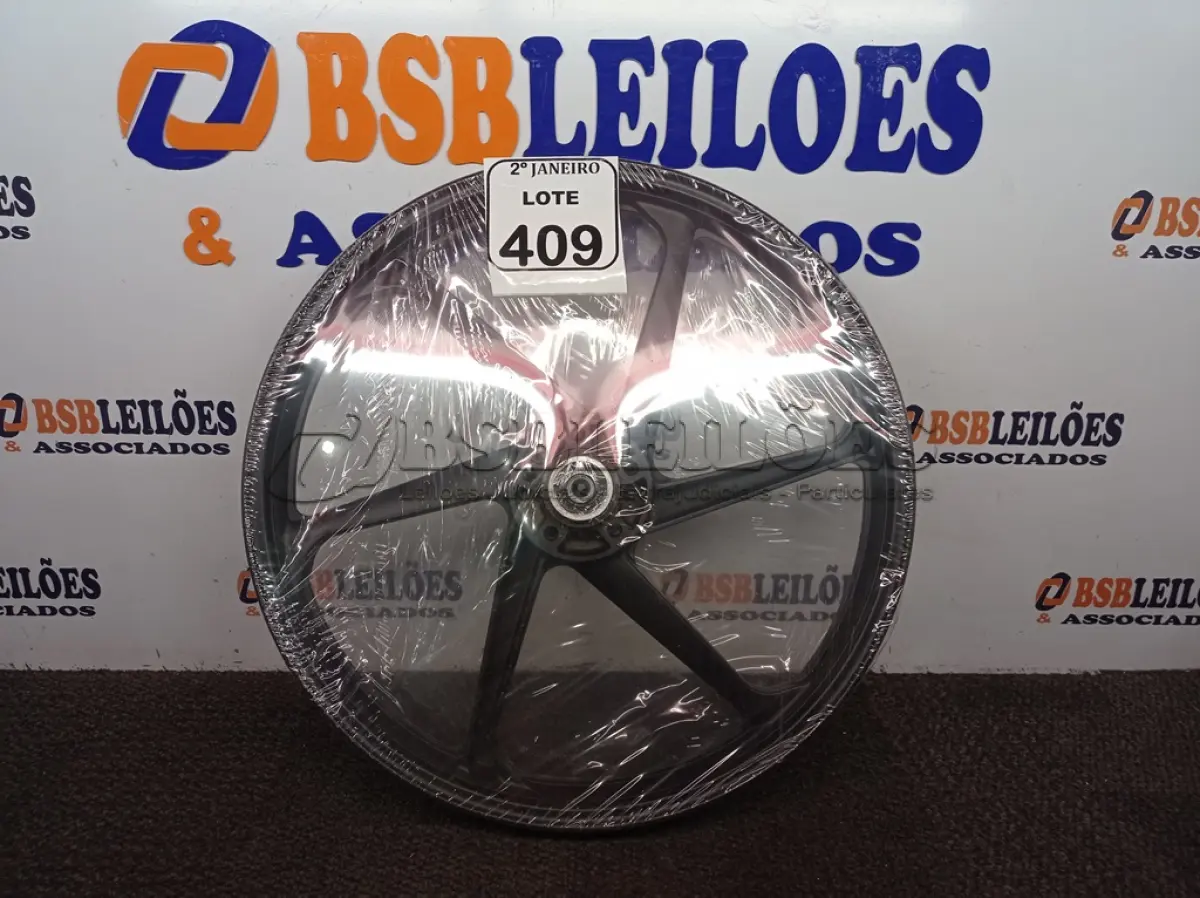 LOTE 409 - 01 RODA P/MOTO CG ARO “17 PARA QUALQUER CG (NOVO). (NO ESTADO) ATENÇÃO! FAZER A VISITAÇÃO ANTES DE ARREMATAR, NÃO SABEMOS SE FUNCIONA. LEILÃO NÃO TEM GARANTIA E NEM DEVOLUÇÃO, SUJEITO A POSSÍVEIS AVARIAS VISÍVEIS/OCULTAS E/OU AUSÊNCIA DE COMPONENTES.