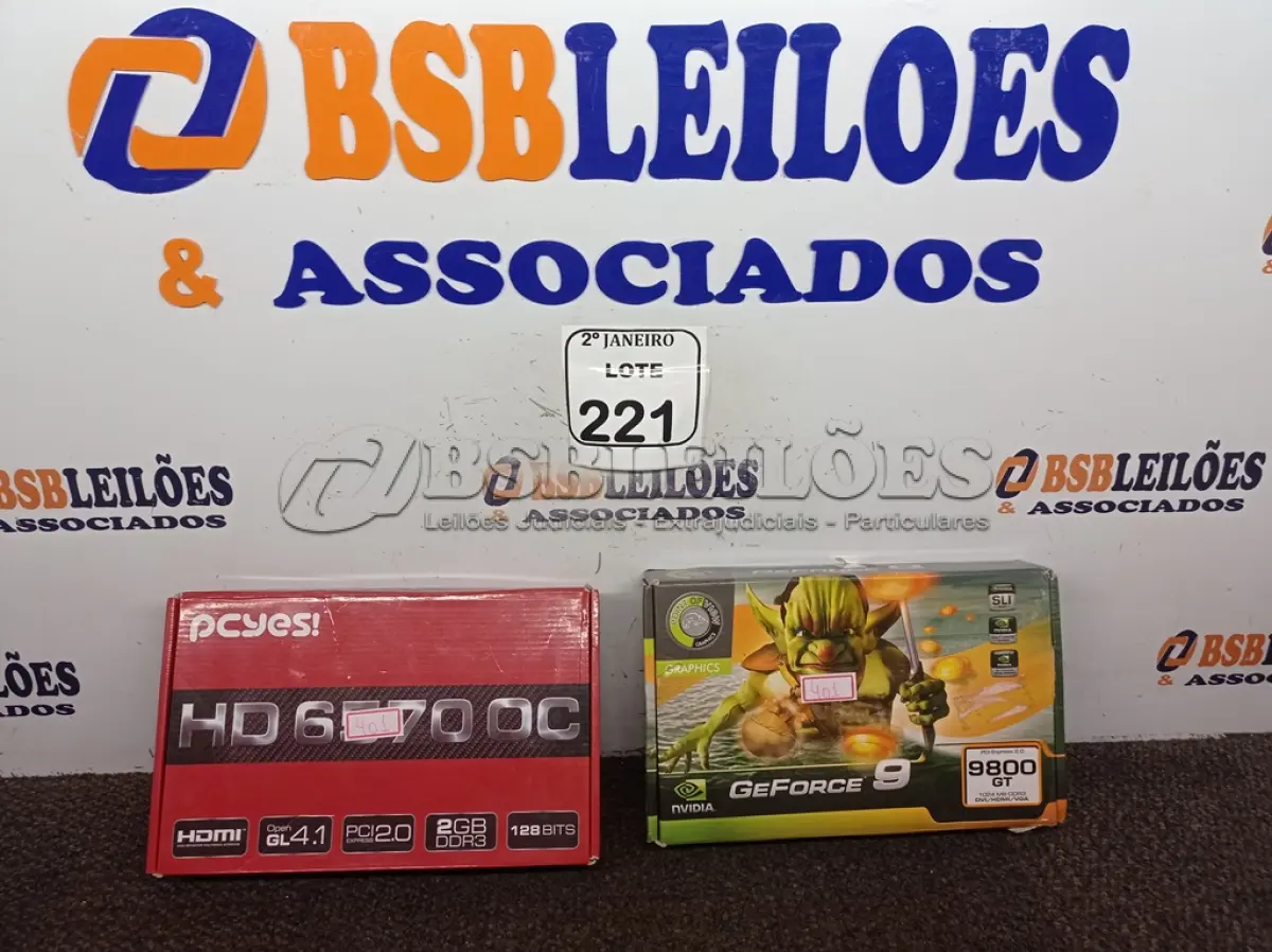 LOTE 221 - 02 PLACAS DE VÍDEO PARA COMPUTADOR. (NO ESTADO) ATENÇÃO! FAZER A VISITAÇÃO ANTES DE ARREMATAR, NÃO SABEMOS SE FUNCIONA. LEILÃO NÃO TEM GARANTIA E NEM DEVOLUÇÃO, SUJEITO A POSSÍVEIS AVARIAS VISÍVEIS/OCULTAS E/OU AUSÊNCIA DE COMPONENTES.