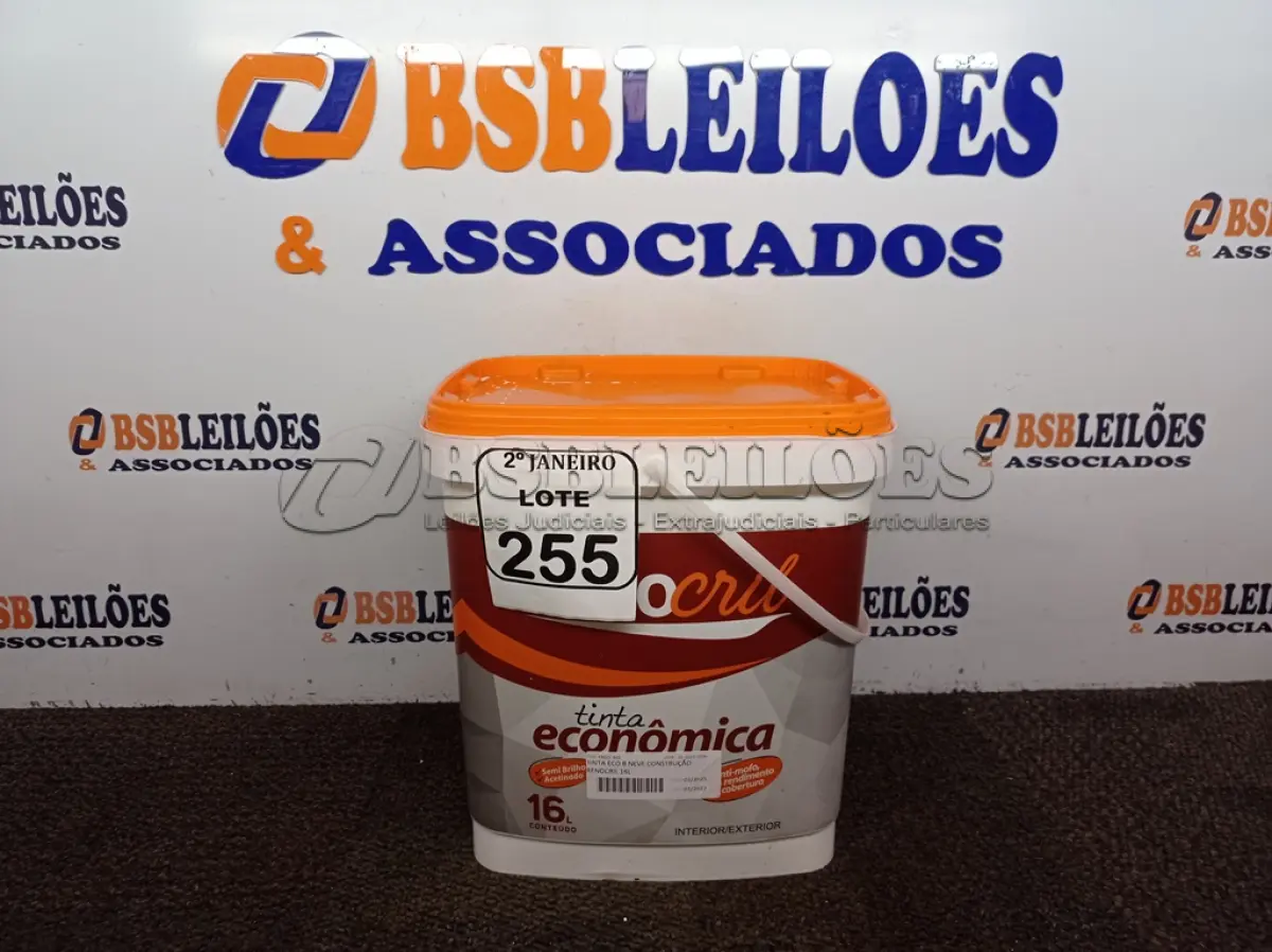 LOTE 255 - 01 BALDE DE TINTA RENOCRIL COR BRANCO NEVE 16L. (NO ESTADO) ATENÇÃO! FAZER A VISITAÇÃO ANTES DE ARREMATAR, NÃO SABEMOS SE FUNCIONA. LEILÃO NÃO TEM GARANTIA E NEM DEVOLUÇÃO, SUJEITO A POSSÍVEIS AVARIAS VISÍVEIS/OCULTAS E/OU AUSÊNCIA DE COMPONENTES.
