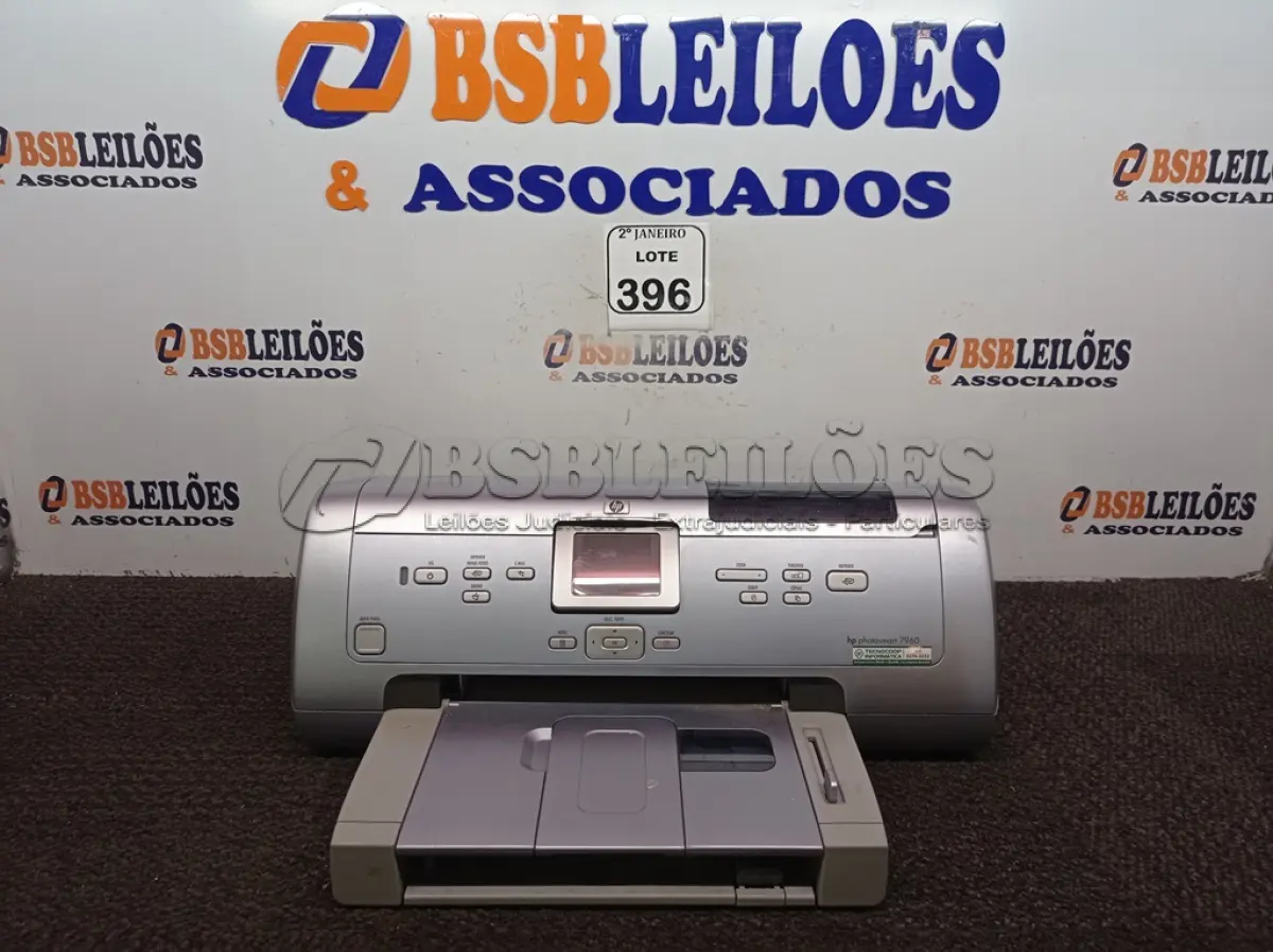 LOTE 396 - 01 IMPRESSORA HP PHOTO SMART 7960. (NO ESTADO) ATENÇÃO! FAZER A VISITAÇÃO ANTES DE ARREMATAR, NÃO SABEMOS SE FUNCIONA. LEILÃO NÃO TEM GARANTIA E NEM DEVOLUÇÃO, SUJEITO A POSSÍVEIS AVARIAS VISÍVEIS/OCULTAS E/OU AUSÊNCIA DE COMPONENTES.