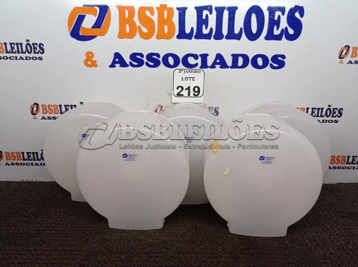 LOTE 219 - 05 DISPENSES P/PAPEL. (NO ESTADO) ATENÇÃO! FAZER A VISITAÇÃO ANTES DE ARREMATAR, NÃO SABEMOS SE FUNCIONA. LEILÃO NÃO TEM GARANTIA E NEM DEVOLUÇÃO, SUJEITO A POSSÍVEIS AVARIAS VISÍVEIS/OCULTAS E/OU AUSÊNCIA DE COMPONENTES.