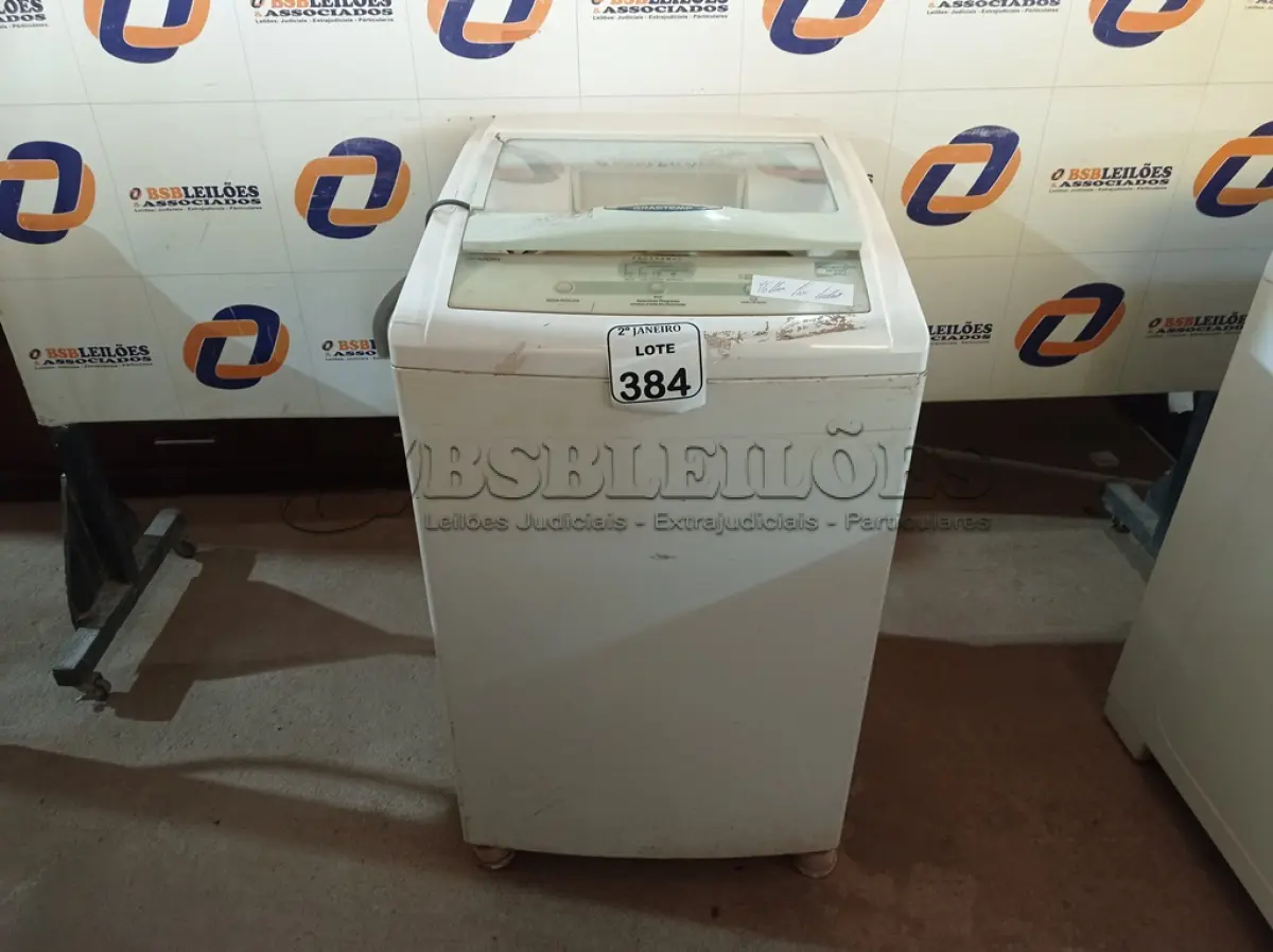 LOTE 384 - 01 MÁQUINA DE LAVAR ROUPAS BRASTEMP 6KG 220V. (NO ESTADO) ATENÇÃO! FAZER A VISITAÇÃO ANTES DE ARREMATAR, NÃO SABEMOS SE FUNCIONA. LEILÃO NÃO TEM GARANTIA E NEM DEVOLUÇÃO, SUJEITO A POSSÍVEIS AVARIAS VISÍVEIS/OCULTAS E/OU AUSÊNCIA DE COMPONENTES.