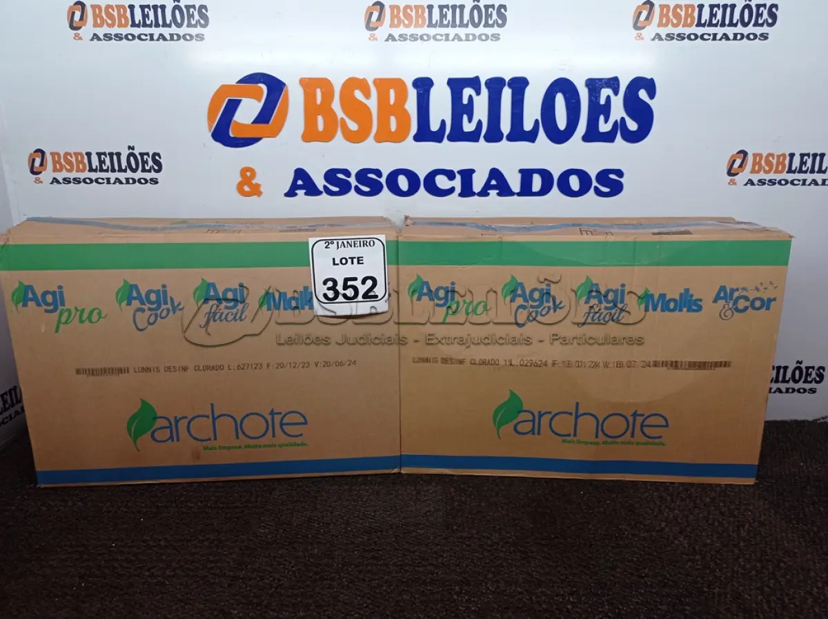 LOTE 352 - 02 CAIXAS COM 03 UNIDADES CADA DE 5 LITROS DE DESINFETANTE CLORADO (NO ESTADO) ATENÇÃO! FAZER A VISITAÇÃO ANTES DE ARREMATAR, NÃO SABEMOS SE FUNCIONA. LEILÃO NÃO TEM GARANTIA E NEM DEVOLUÇÃO, SUJEITO A POSSÍVEIS AVARIAS VISÍVEIS/OCULTAS E/OU AUSÊNCIA DE COMPONENTES.