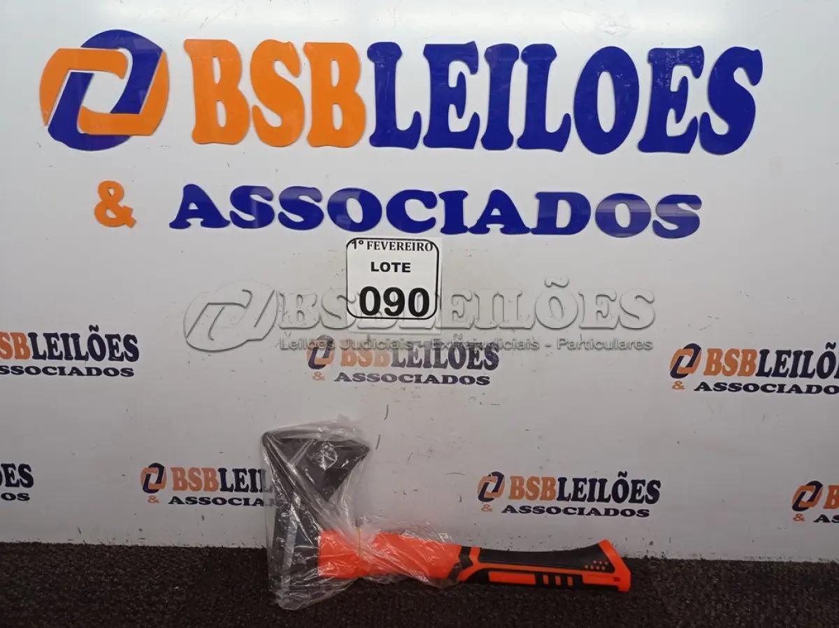 LOTE 090 - 01 MACHADO DESIGN ECONÔMICO DE 800G COM CABO EMBORRACHADO NA COR LARANJA\PRETO. (NO ESTADO) ATENÇÃO! FAZER A VISITAÇÃO ANTES DE ARREMATAR, NÃO SABEMOS SE FUNCIONA. LEILÃO NÃO TEM GARANTIA E NEM DEVOLUÇÃO, SUJEITO A POSSÍVEIS AVARIAS VISÍVEIS/OCULTAS E/OU AUSÊNCIA DE COMPONENTES.