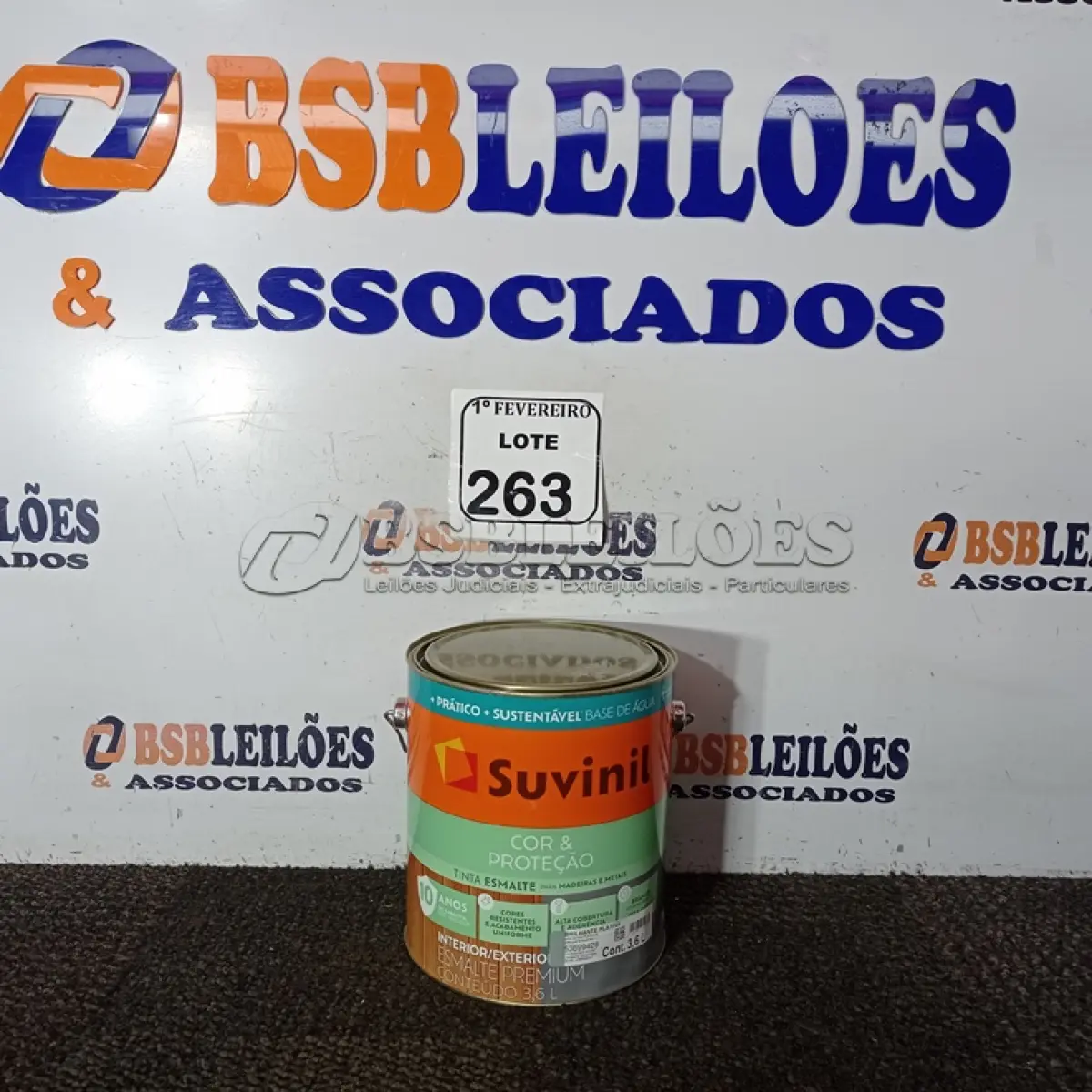 LOTE 263 - 01 LATA DE TINTA ESMALTE PARA MADEIRA E METAIS SUVINIL BRILHANTE PLATINA 3,6 L. (NO ESTADO) ATENÇÃO! FAZER A VISITAÇÃO ANTES DE ARREMATAR, NÃO SABEMOS SE FUNCIONA. LEILÃO NÃO TEM GARANTIA E NEM DEVOLUÇÃO, SUJEITO A POSSÍVEIS AVARIAS VISÍVEIS/OCULTAS E/OU AUSÊNCIA DE COMPONENTES.