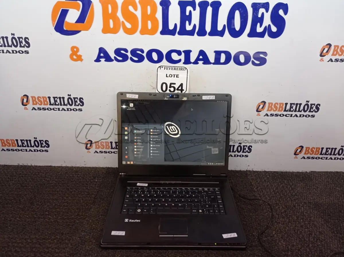 LOTE 054 - 01 NOTEBOOK W7655SS MARCA ITAUTEC SEM CARREGADOR. (NO ESTADO) ATENÇÃO! FAZER A VISITAÇÃO ANTES DE ARREMATAR, NÃO SABEMOS SE FUNCIONA. LEILÃO NÃO TEM GARANTIA E NEM DEVOLUÇÃO, SUJEITO A POSSÍVEIS AVARIAS VISÍVEIS/OCULTAS E/OU AUSÊNCIA DE COMPONENTES.