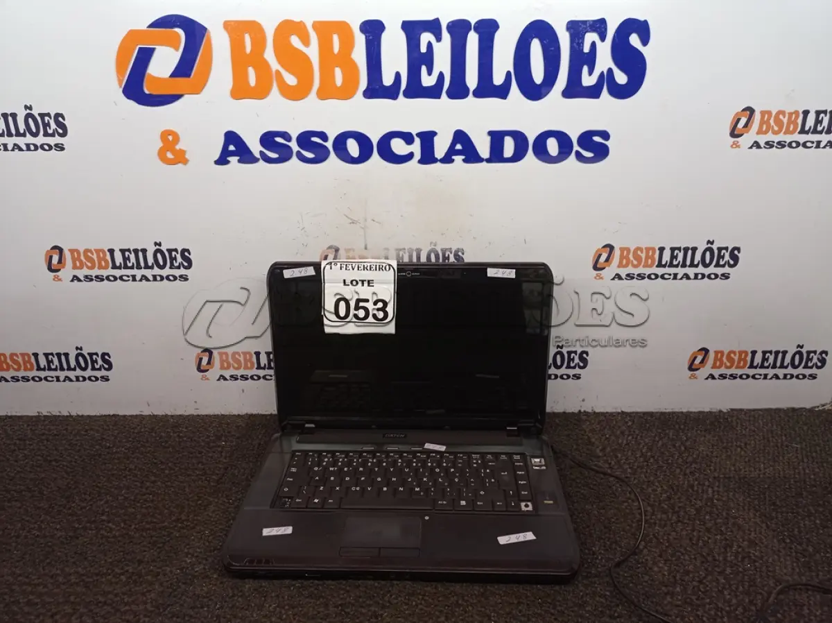 LOTE 053 - 01 NOTEBOOK MARCA DATEN DT02 M5. (NO ESTADO) ATENÇÃO! FAZER A VISITAÇÃO ANTES DE ARREMATAR, NÃO SABEMOS SE FUNCIONA. LEILÃO NÃO TEM GARANTIA E NEM DEVOLUÇÃO, SUJEITO A POSSÍVEIS AVARIAS VISÍVEIS/OCULTAS E/OU AUSÊNCIA DE COMPONENTES.