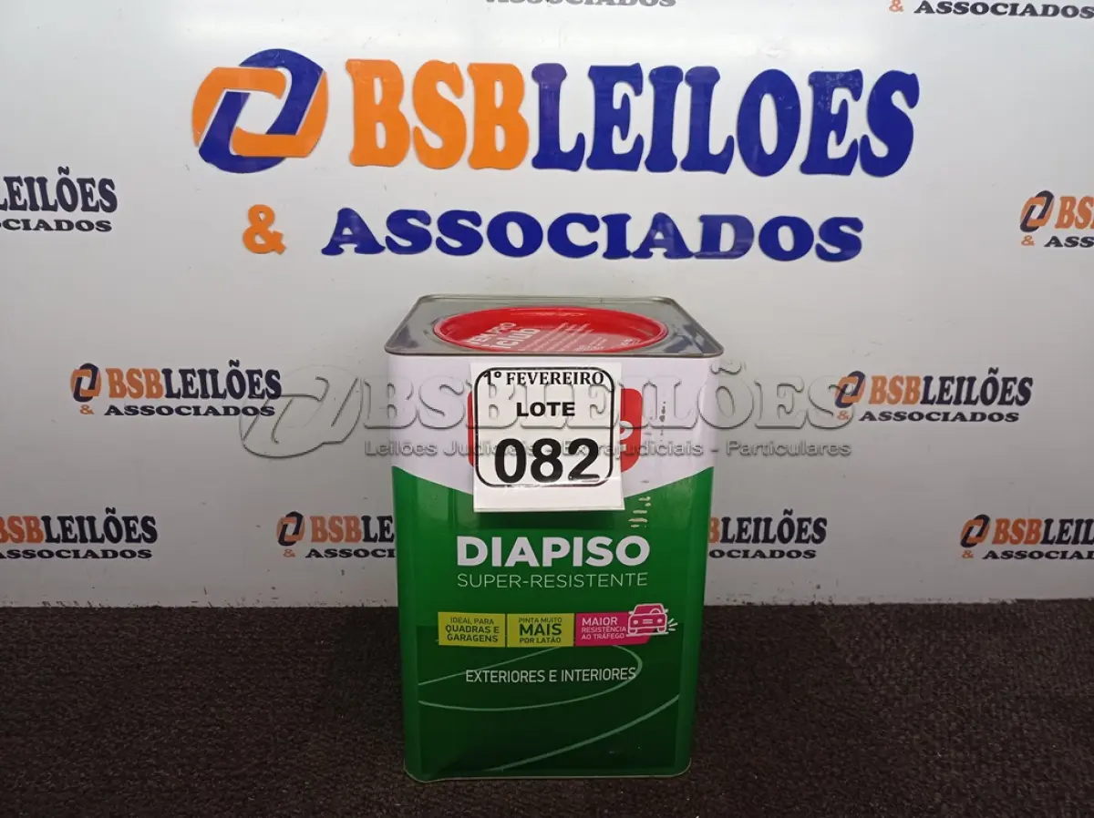 LOTE 082 - 01 LATA DE TINTA IQUINE PREMIUM16/18L NA COR AZUL PROFUNDO. (NOVO) EXTERIORES/INTERIORES. (NO ESTADO) ATENÇÃO! FAZER A VISITAÇÃO ANTES DE ARREMATAR, NÃO SABEMOS SE FUNCIONA. LEILÃO NÃO TEM GARANTIA E NEM DEVOLUÇÃO, SUJEITO A POSSÍVEIS AVARIAS VISÍVEIS/OCULTAS E/OU AUSÊNCIA DE COMPONENTES.