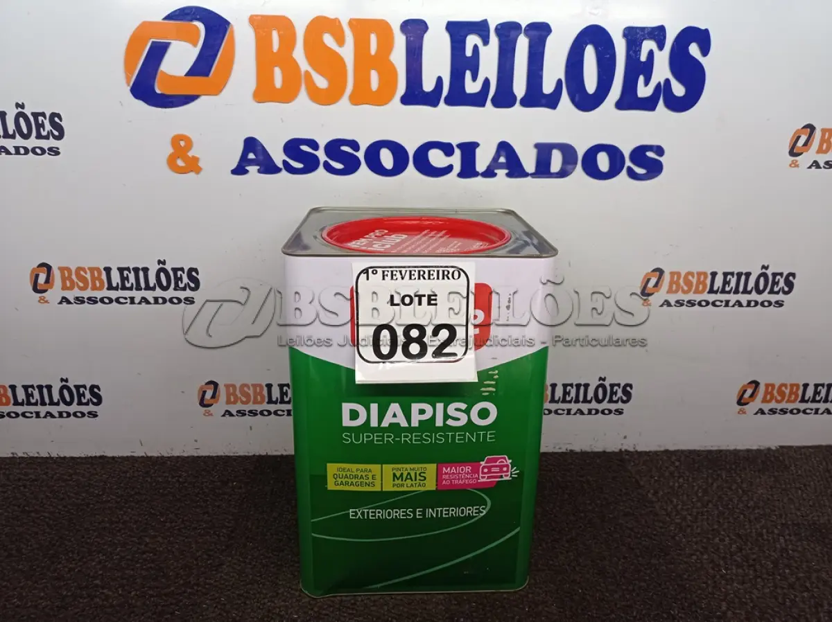 LOTE 082 - 01 LATA DE TINTA IQUINE PREMIUM16/18L NA COR AZUL PROFUNDO. (NOVO) EXTERIORES/INTERIORES. (NO ESTADO) ATENÇÃO! FAZER A VISITAÇÃO ANTES DE ARREMATAR, NÃO SABEMOS SE FUNCIONA. LEILÃO NÃO TEM GARANTIA E NEM DEVOLUÇÃO, SUJEITO A POSSÍVEIS AVARIAS VISÍVEIS/OCULTAS E/OU AUSÊNCIA DE COMPONENTES.