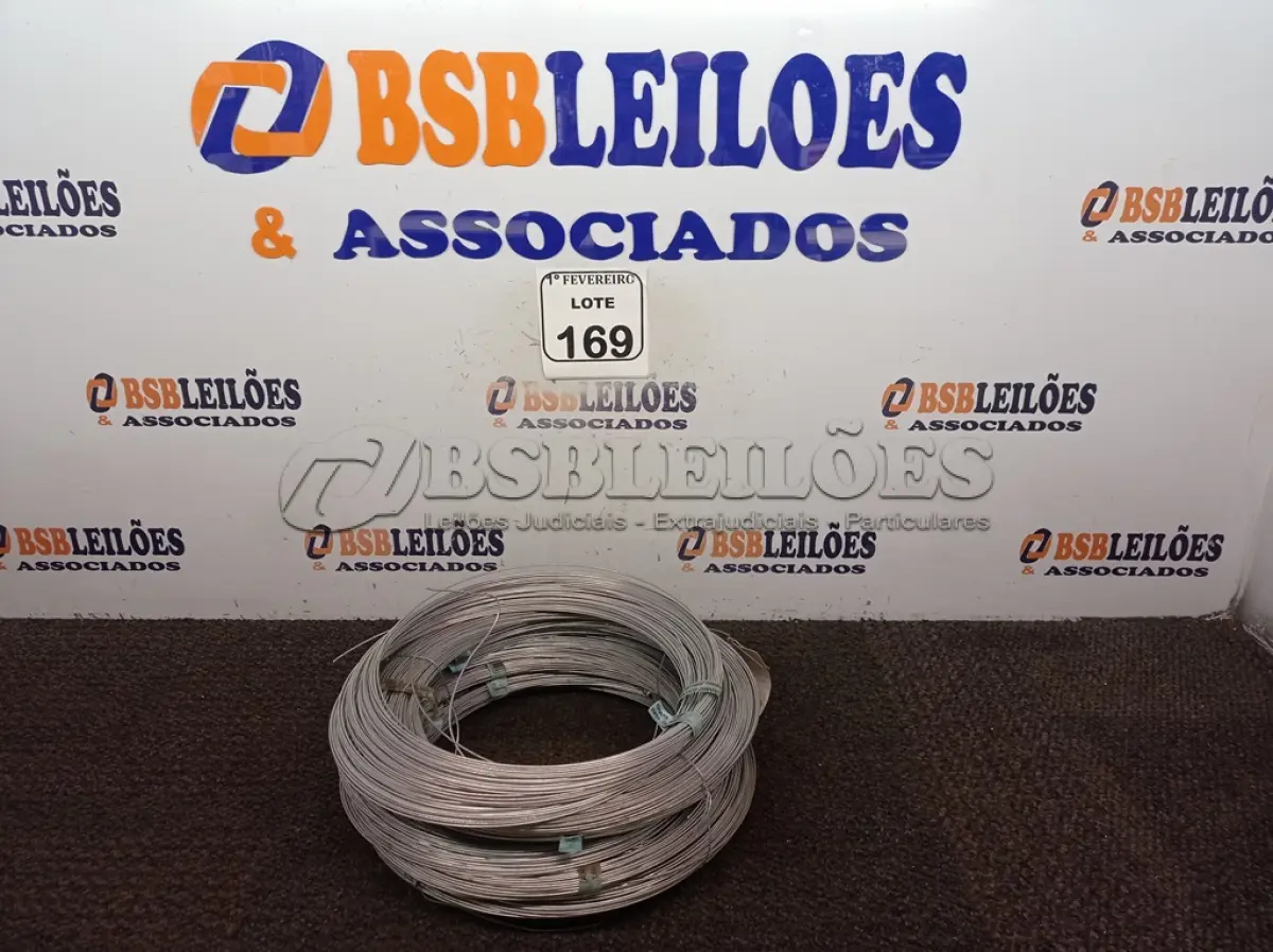 LOTE 169 - 10 KG DE ARAMES GALVANIZADOS 165MM. (NO ESTADO) ATENÇÃO! FAZER A VISITAÇÃO ANTES DE ARREMATAR, NÃO SABEMOS SE FUNCIONA. LEILÃO NÃO TEM GARANTIA E NEM DEVOLUÇÃO, SUJEITO A POSSÍVEIS AVARIAS VISÍVEIS/OCULTAS E/OU AUSÊNCIA DE COMPONENTES.