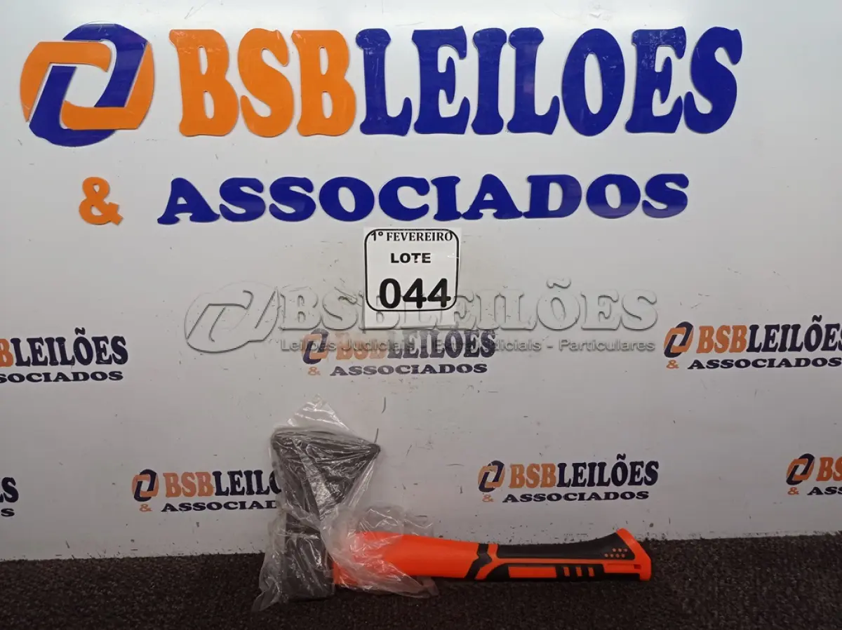 LOTE 044 - 01 MACHADO DESIGN ECONÔMICO DE 800G COM CABO EMBORRACHADO NA COR LARANJA\PRETO. (NO ESTADO) ATENÇÃO! FAZER A VISITAÇÃO ANTES DE ARREMATAR, NÃO SABEMOS SE FUNCIONA. LEILÃO NÃO TEM GARANTIA E NEM DEVOLUÇÃO, SUJEITO A POSSÍVEIS AVARIAS VISÍVEIS/OCULTAS E/OU AUSÊNCIA DE COMPONENTES.