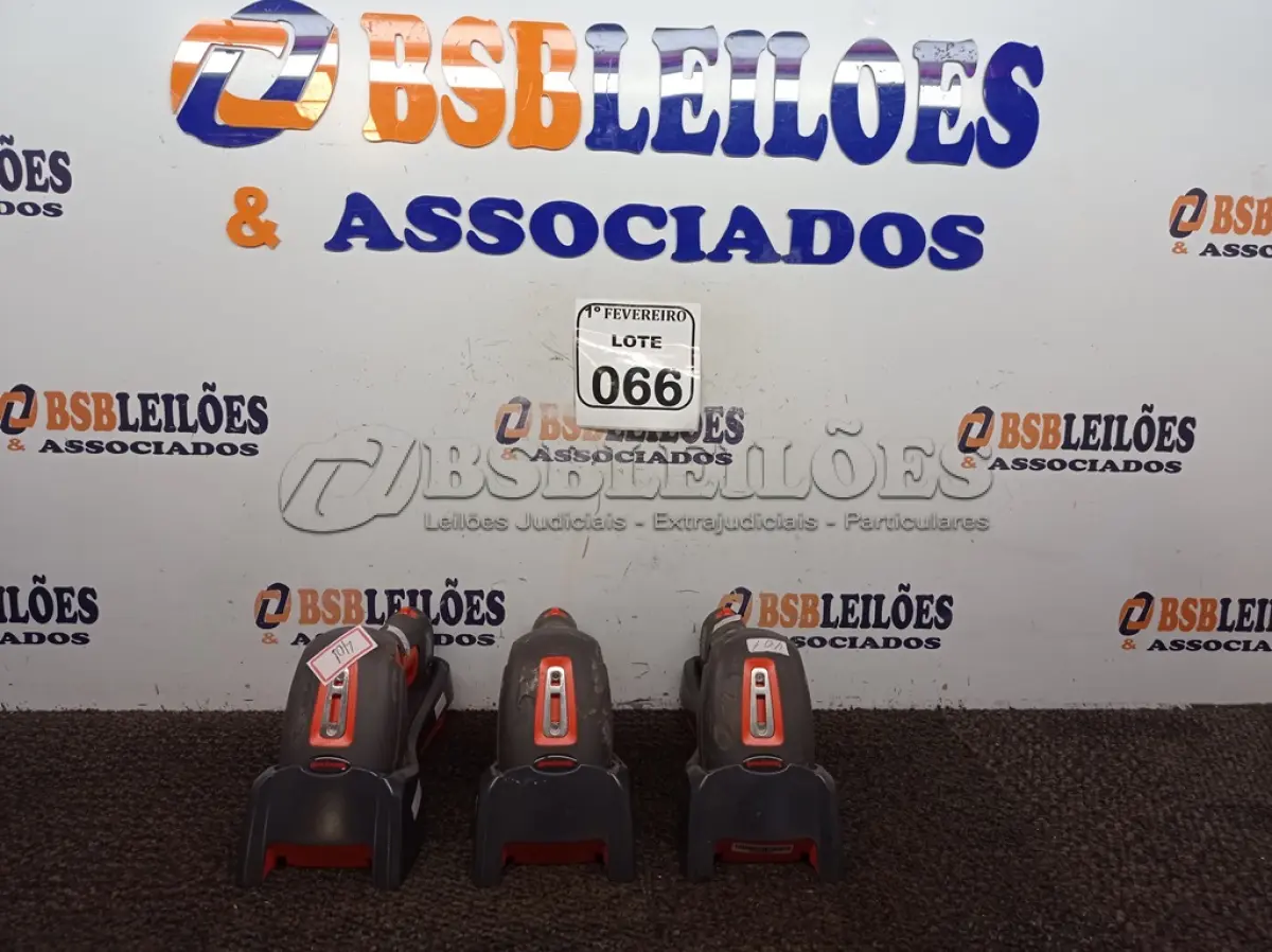 LOTE 066 - 03 LEITORES DE CÓDIGO DE BARRAS COM BASE. (NO ESTADO) ATENÇÃO! FAZER A VISITAÇÃO ANTES DE ARREMATAR, NÃO SABEMOS SE FUNCIONA. LEILÃO NÃO TEM GARANTIA E NEM DEVOLUÇÃO, SUJEITO A POSSÍVEIS AVARIAS VISÍVEIS/OCULTAS E/OU AUSÊNCIA DE COMPONENTES.