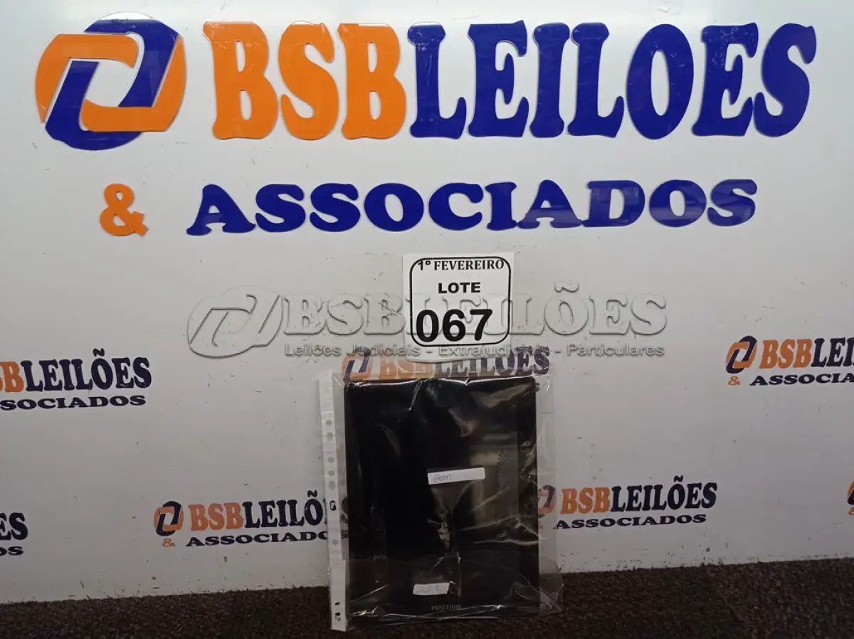 LOTE 067 - 01 TABLET POSITIVO YPY AB10D VERTICAL COM CABO PARA CARREGAR. (NO ESTADO) ATENÇÃO! FAZER A VISITAÇÃO ANTES DE ARREMATAR, NÃO SABEMOS SE FUNCIONA. LEILÃO NÃO TEM GARANTIA E NEM DEVOLUÇÃO, SUJEITO A POSSÍVEIS AVARIAS VISÍVEIS/OCULTAS E/OU AUSÊNCIA DE COMPONENTES.