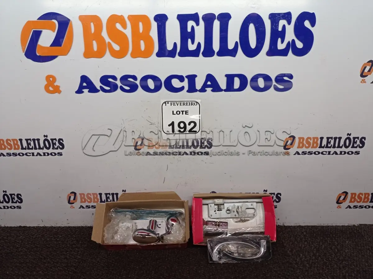 LOTE 192 - 02 FECHADURAS MARCA PADO. (NOVO)(NO ESTADO) ATENÇÃO! FAZER A VISITAÇÃO ANTES DE ARREMATAR, NÃO SABEMOS SE FUNCIONA. LEILÃO NÃO TEM GARANTIA E NEM DEVOLUÇÃO, SUJEITO A POSSÍVEIS AVARIAS VISÍVEIS/OCULTAS E/OU AUSÊNCIA DE COMPONENTES.