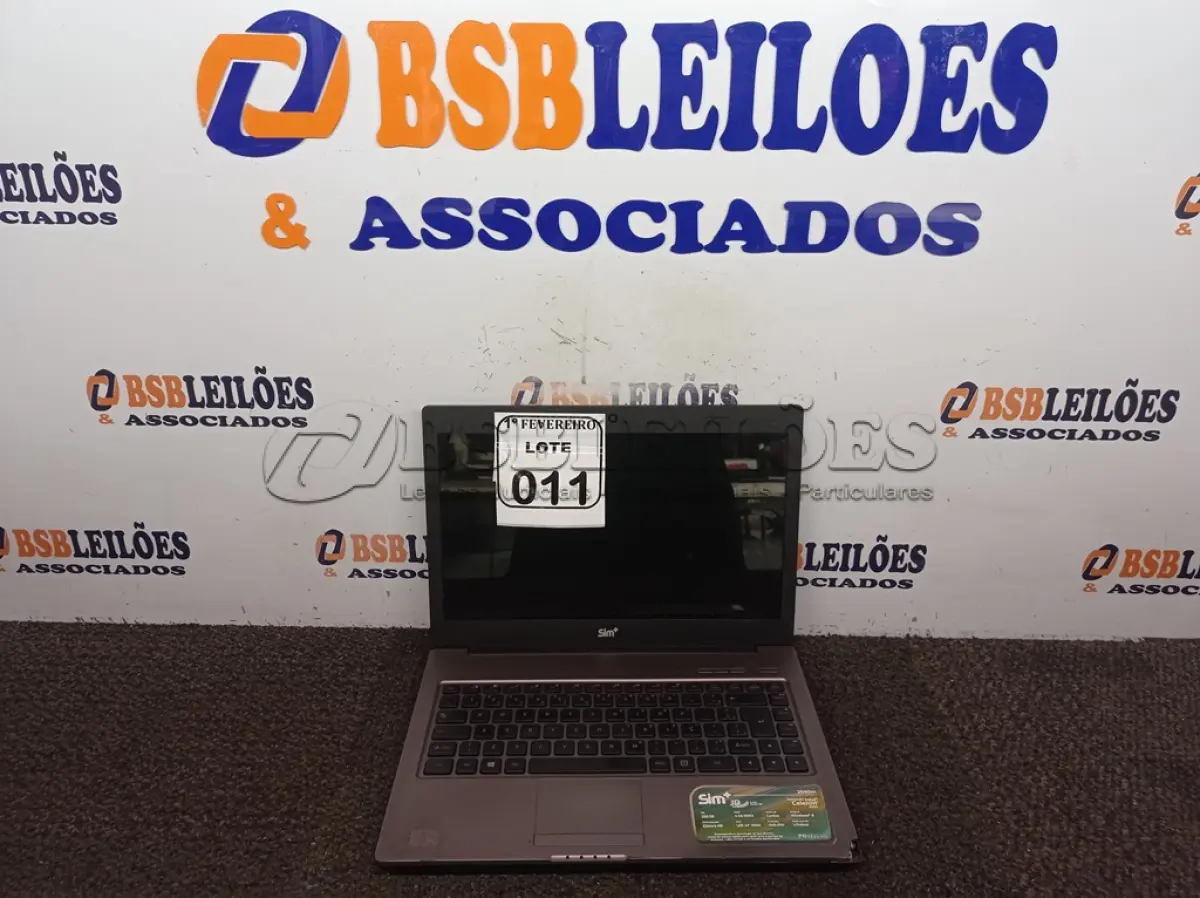 LOTE 011 - 01 NOTEBOOK SEM FONTE MODELO SIM 204DMTELA LED 14’’. (NO ESTADO) ATENÇÃO! FAZER A VISITAÇÃO ANTES DE ARREMATAR, NÃO SABEMOS SE FUNCIONA. LEILÃO NÃO TEM GARANTIA E NEM DEVOLUÇÃO, SUJEITO A POSSÍVEIS AVARIAS VISÍVEIS/OCULTAS E/OU AUSÊNCIA DE COMPONENTES.