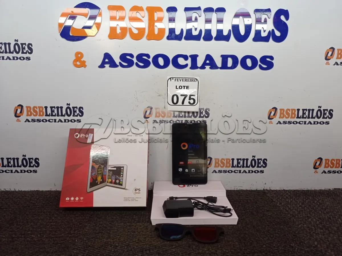 LOTE 075 - UM TABLET IPRO MODELO HS-738. (NO ESTADO) ATENÇÃO! FAZER A VISITAÇÃO ANTES DE ARREMATAR, NÃO SABEMOS SE FUNCIONA. LEILÃO NÃO TEM GARANTIA E NEM DEVOLUÇÃO, SUJEITO A POSSÍVEIS AVARIAS VISÍVEIS/OCULTAS E/OU AUSÊNCIA DE COMPONENTES.