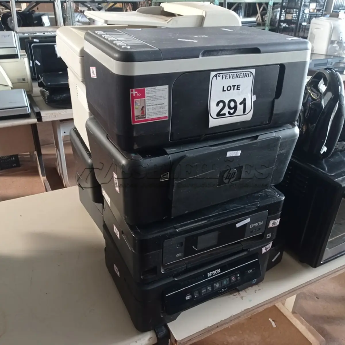 LOTE 291 - 06 IMPRESSORAS DIVERSAS. (NO ESTADO) ATENÇÃO! FAZER A VISITAÇÃO ANTES DE ARREMATAR, NÃO SABEMOS SE FUNCIONA. LEILÃO NÃO TEM GARANTIA E NEM DEVOLUÇÃO, SUJEITO A POSSÍVEIS AVARIAS VISÍVEIS/OCULTAS E/OU AUSÊNCIA DE COMPONENTES.