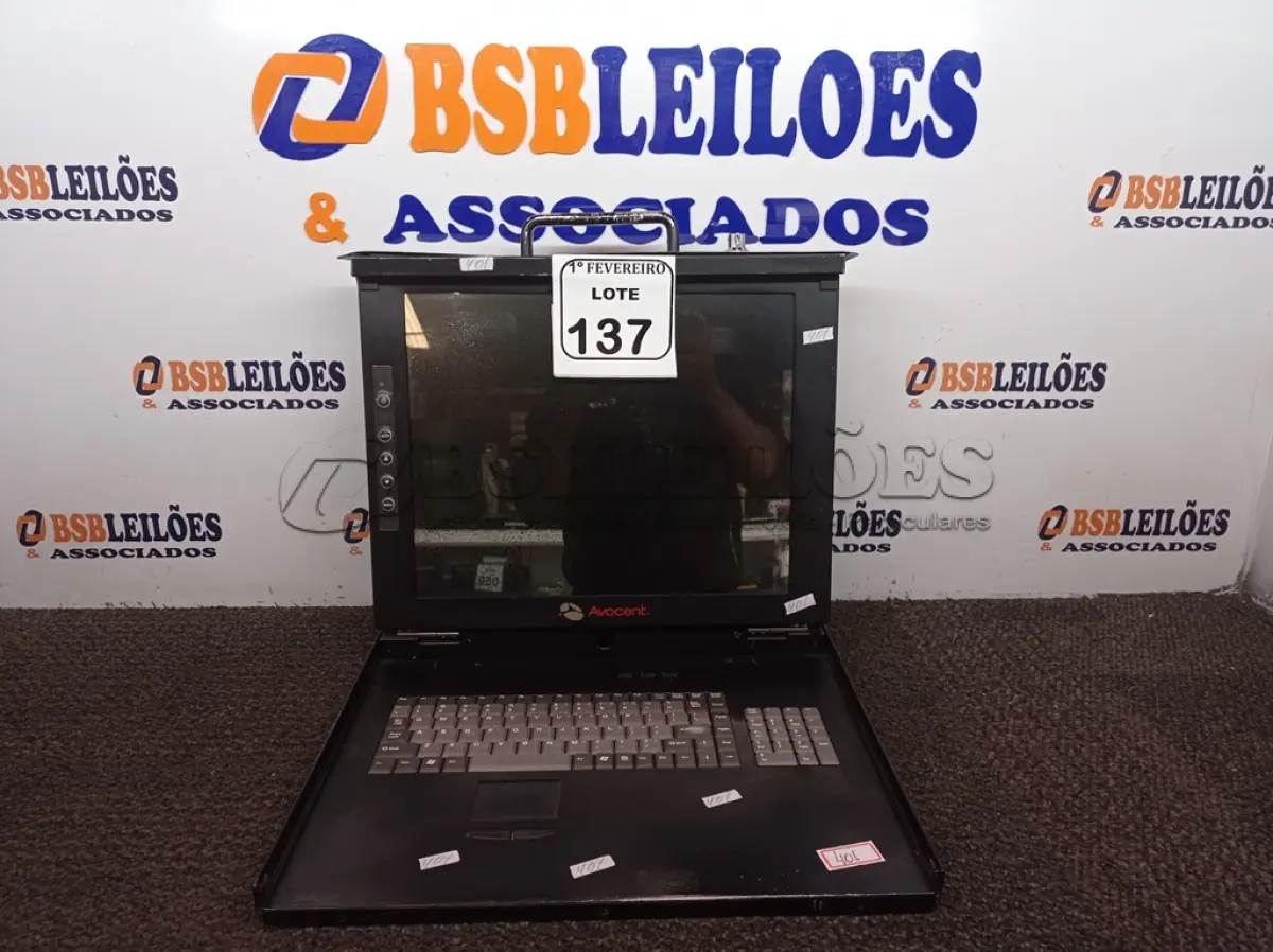 LOTE 137 - 01 COMPUTADOR PARA SERVIDOR MARCA AVOCENT. (NO ESTADO) ATENÇÃO! FAZER A VISITAÇÃO ANTES DE ARREMATAR, NÃO SABEMOS SE FUNCIONA. LEILÃO NÃO TEM GARANTIA E NEM DEVOLUÇÃO, SUJEITO A POSSÍVEIS AVARIAS VISÍVEIS/OCULTAS E/OU AUSÊNCIA DE COMPONENTES.