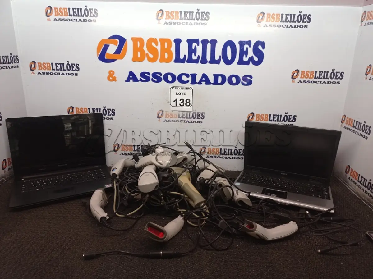LOTE 138 - 01 LOTE COM VÁRIOS LEITORES DE CÓDIGO DE BARRAS E 02 SUCATAS DE NOTEBOOK. (NO ESTADO) ATENÇÃO! FAZER A VISITAÇÃO ANTES DE ARREMATAR, NÃO SABEMOS SE FUNCIONA. LEILÃO NÃO TEM GARANTIA E NEM DEVOLUÇÃO, SUJEITO A POSSÍVEIS AVARIAS VISÍVEIS/OCULTAS E/OU AUSÊNCIA DE COMPONENTES.