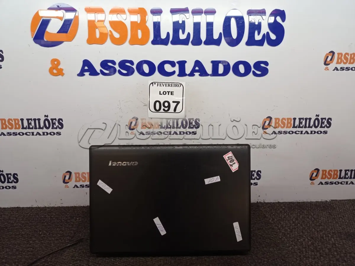 LOTE 097 - 01 NOTEBOOK COM AVARIAS NA TELA. (NO ESTADO) ATENÇÃO! FAZER A VISITAÇÃO ANTES DE ARREMATAR, NÃO SABEMOS SE FUNCIONA. LEILÃO NÃO TEM GARANTIA E NEM DEVOLUÇÃO, SUJEITO A POSSÍVEIS AVARIAS VISÍVEIS/OCULTAS E/OU AUSÊNCIA DE COMPONENTES.