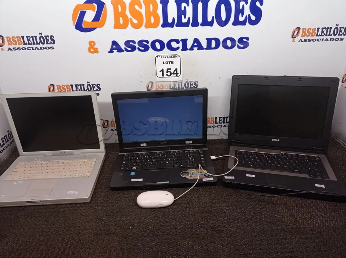 LOTE 154 - 03 NOTEBOOKS MARCAS E MODELOS DIVERSOS PARA RETIRADA DE PEÇAS. (NO ESTADO) ATENÇÃO! FAZER A VISITAÇÃO ANTES DE ARREMATAR, NÃO SABEMOS SE FUNCIONA. LEILÃO NÃO TEM GARANTIA E NEM DEVOLUÇÃO, SUJEITO A POSSÍVEIS AVARIAS VISÍVEIS/OCULTAS E/OU AUSÊNCIA DE COMPONENTES.