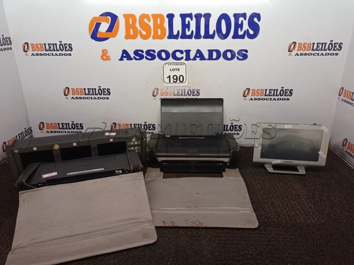 LOTE 190 - 02 SCANNERS’ MARCA HP, 02 MONITORES DE VÍDEO, SENDO 01 MARCA KROMA E 01 TCELECTRON. (NO ESTADO) ATENÇÃO! FAZER A VISITAÇÃO ANTES DE ARREMATAR, NÃO SABEMOS SE FUNCIONA. LEILÃO NÃO TEM GARANTIA E NEM DEVOLUÇÃO, SUJEITO A POSSÍVEIS AVARIAS VISÍVEIS/OCULTAS E/OU AUSÊNCIA DE COMPONENTES.