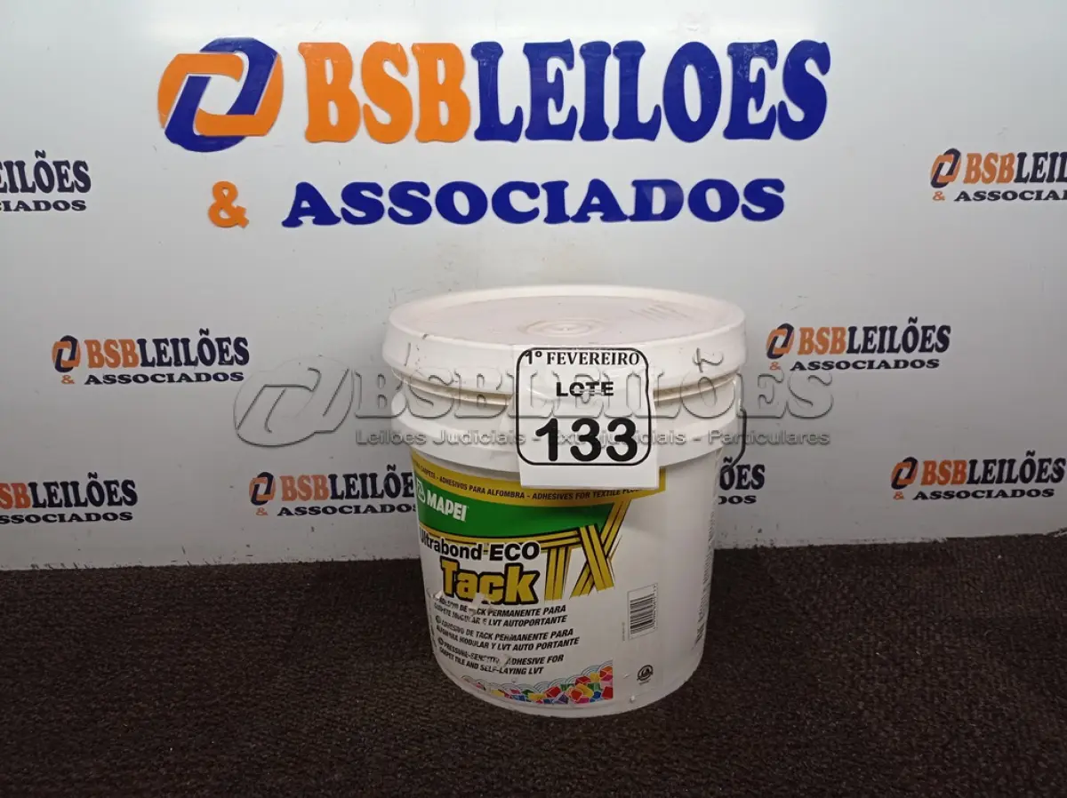 LOTE 133 - 01 GALÃO DE ADESIVO PARA CARPETE DE 15KG MARCA TACK. (NOVO) (NO ESTADO) ATENÇÃO! FAZER A VISITAÇÃO ANTES DE ARREMATAR, NÃO SABEMOS SE FUNCIONA. LEILÃO NÃO TEM GARANTIA E NEM DEVOLUÇÃO, SUJEITO A POSSÍVEIS AVARIAS VISÍVEIS/OCULTAS E/OU AUSÊNCIA DE COMPONENTES.