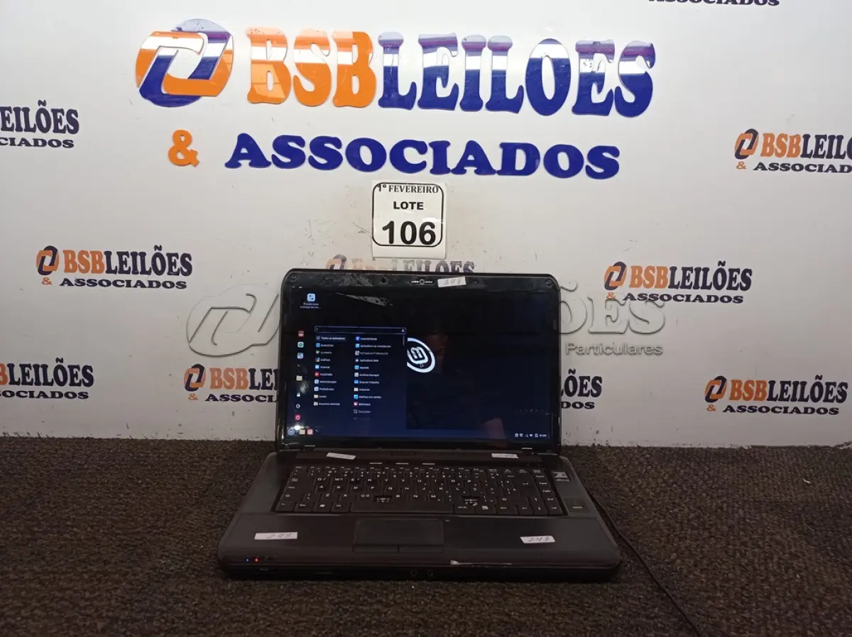 LOTE 106 - 01 NOTEBOOK MARCA DATEN SEM FONTE.  (NO ESTADO) ATENÇÃO! FAZER A VISITAÇÃO ANTES DE ARREMATAR, NÃO SABEMOS SE FUNCIONA. LEILÃO NÃO TEM GARANTIA E NEM DEVOLUÇÃO, SUJEITO A POSSÍVEIS AVARIAS VISÍVEIS/OCULTAS E/OU AUSÊNCIA DE COMPONENTES.