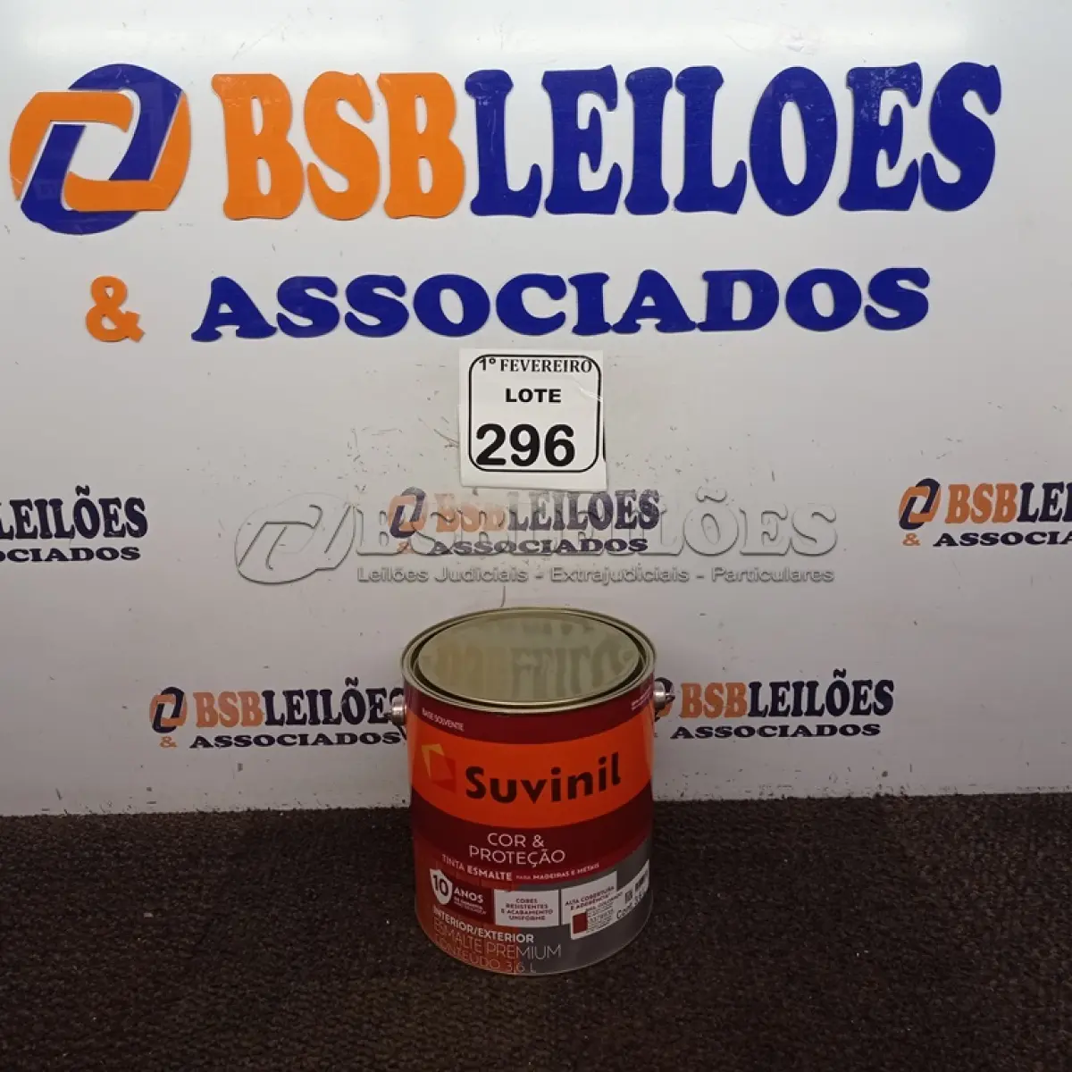 LOTE 296 - 01 LATA DE TINTA ESMALTE PARA MADEIRA E METAIS SUVINIL BRIL COLORADO 3,6L. (NO ESTADO) ATENÇÃO! FAZER A VISITAÇÃO ANTES DE ARREMATAR, NÃO SABEMOS SE FUNCIONA. LEILÃO NÃO TEM GARANTIA E NEM DEVOLUÇÃO, SUJEITO A POSSÍVEIS AVARIAS VISÍVEIS/OCULTAS E/OU AUSÊNCIA DE COMPONENTES.