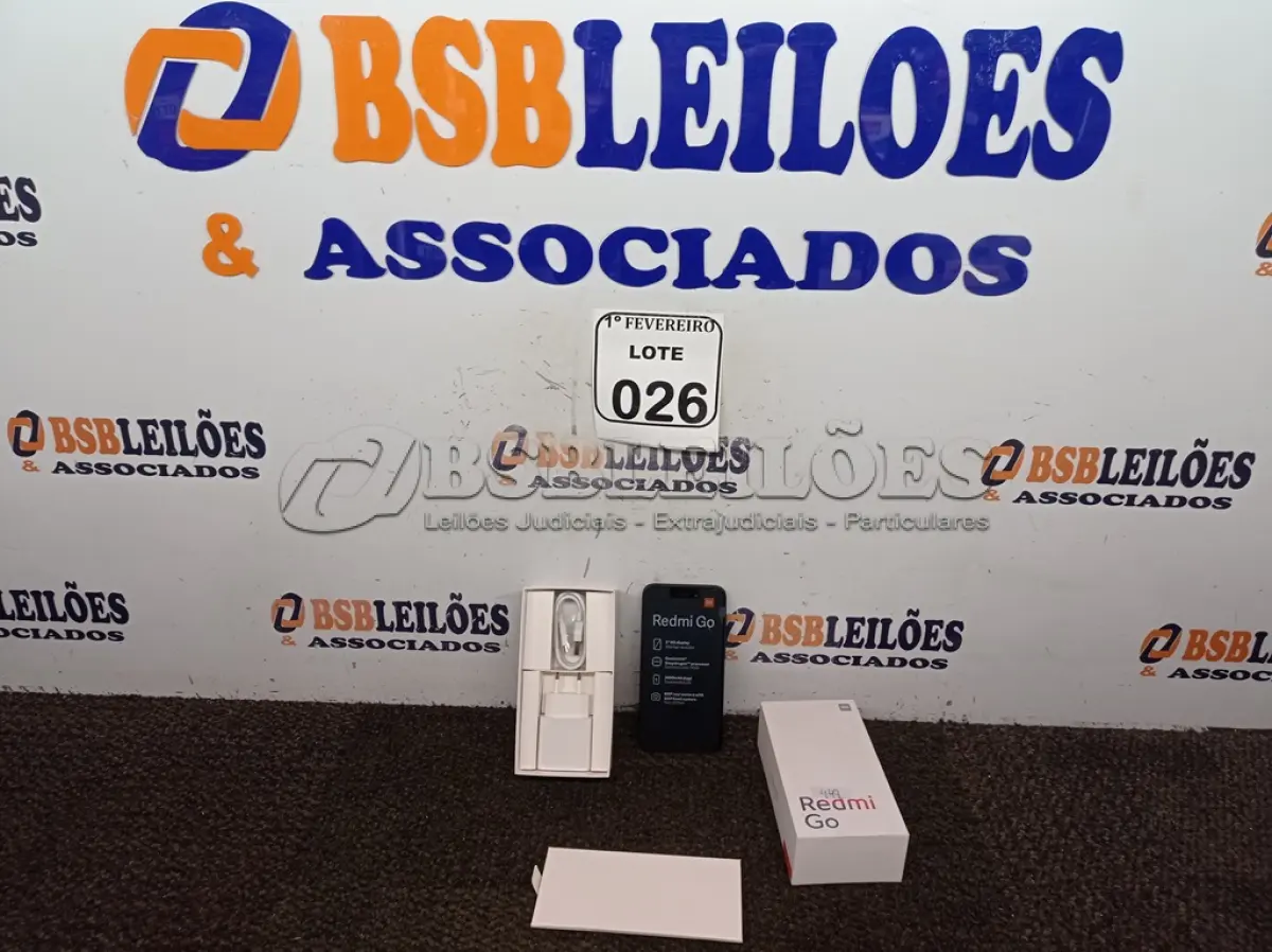 LOTE 026 - 01 CELULAR REDMI GO 1GB DE RAM BLACK. (NÃO ESTÁ CARREGANDO) (NO ESTADO) ATENÇÃO! FAZER A VISITAÇÃO ANTES DE ARREMATAR, NÃO SABEMOS SE FUNCIONA. LEILÃO NÃO TEM GARANTIA E NEM DEVOLUÇÃO, SUJEITO A POSSÍVEIS AVARIAS VISÍVEIS/OCULTAS E/OU AUSÊNCIA DE COMPONENTES.
