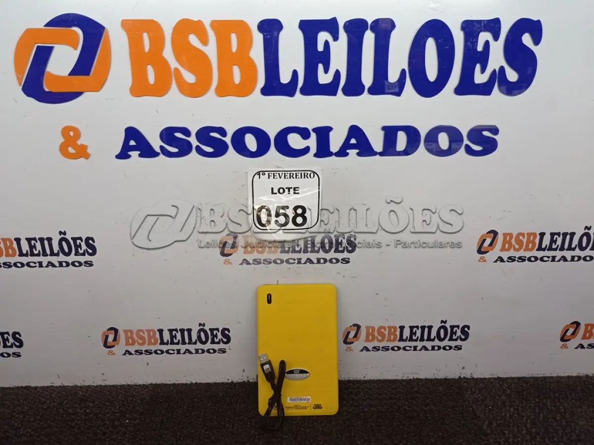 LOTE 058 - 01 TABLET 7’’ T77 COM CABO MARCA CCE. (NO ESTADO) ATENÇÃO! FAZER A VISITAÇÃO ANTES DE ARREMATAR, NÃO SABEMOS SE FUNCIONA. LEILÃO NÃO TEM GARANTIA E NEM DEVOLUÇÃO, SUJEITO A POSSÍVEIS AVARIAS VISÍVEIS/OCULTAS E/OU AUSÊNCIA DE COMPONENTES.